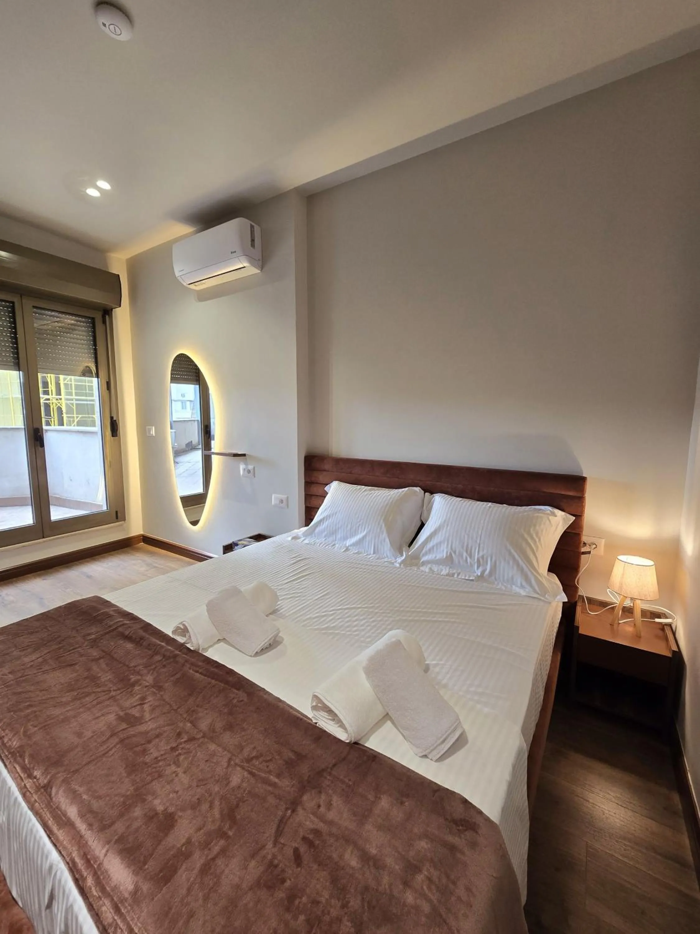 Double Room with Balcony in SOLs Center Rooms