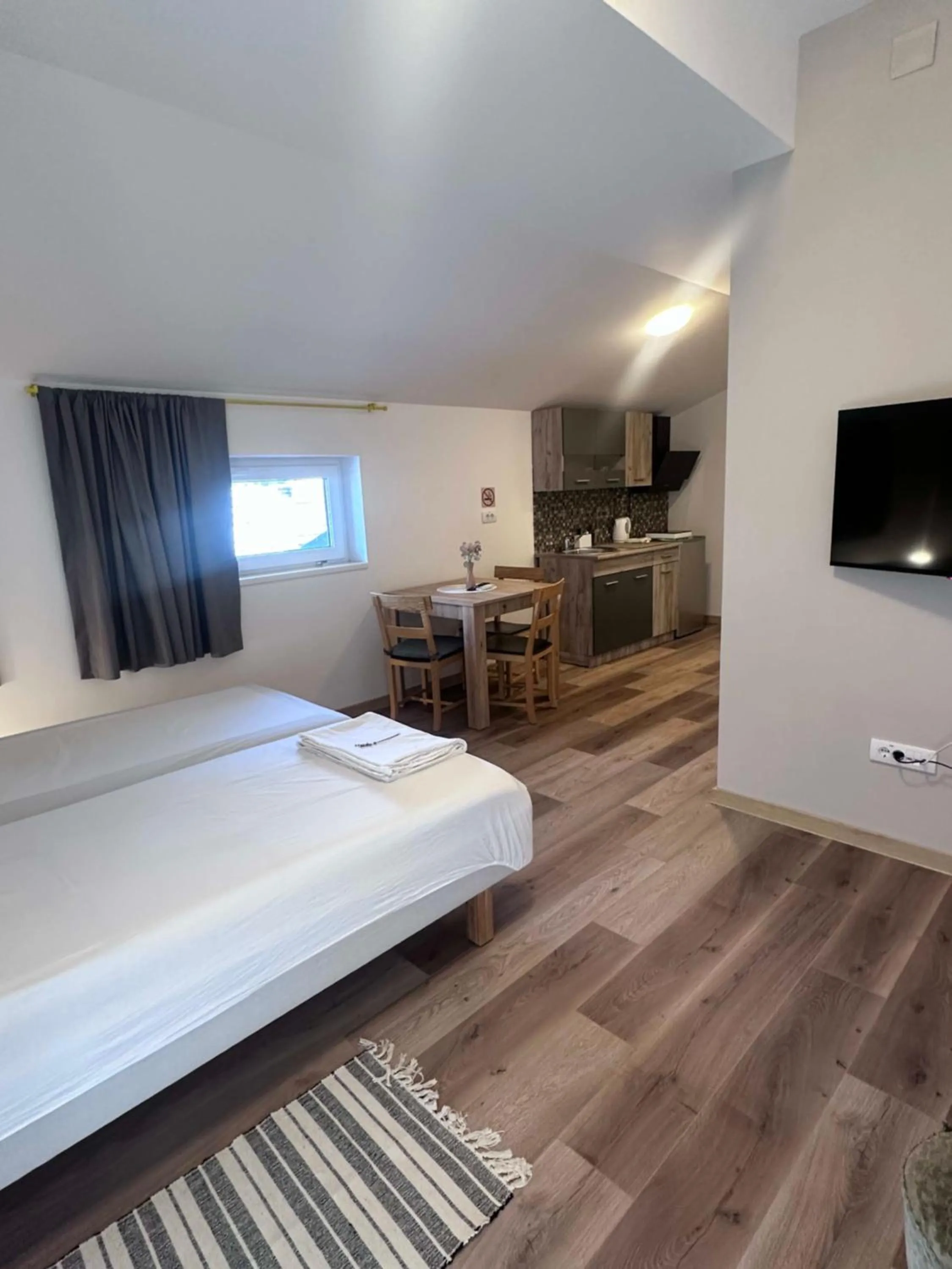 TV and multimedia, Bed in Velora apartments