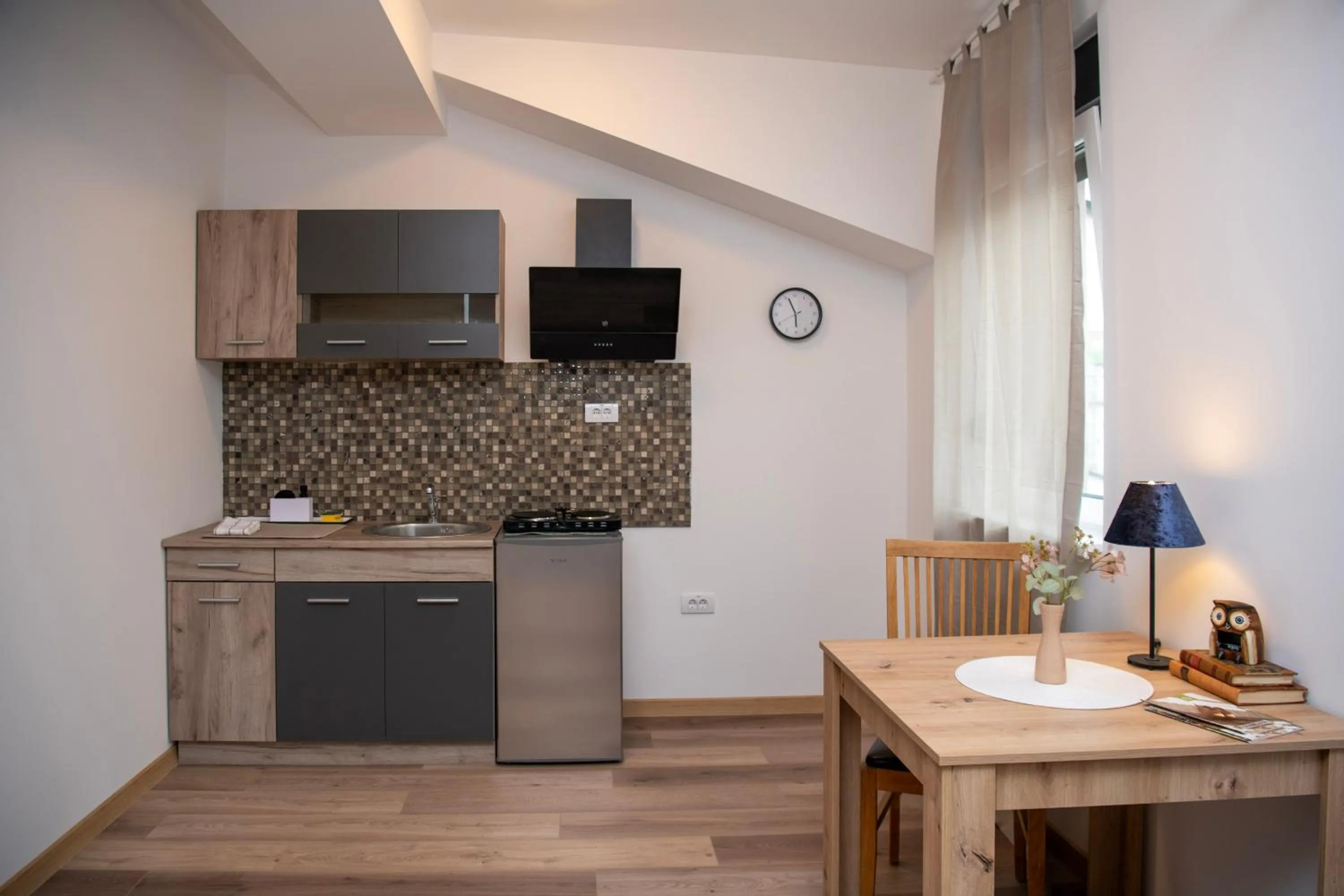 Kitchen or kitchenette in Velora apartments