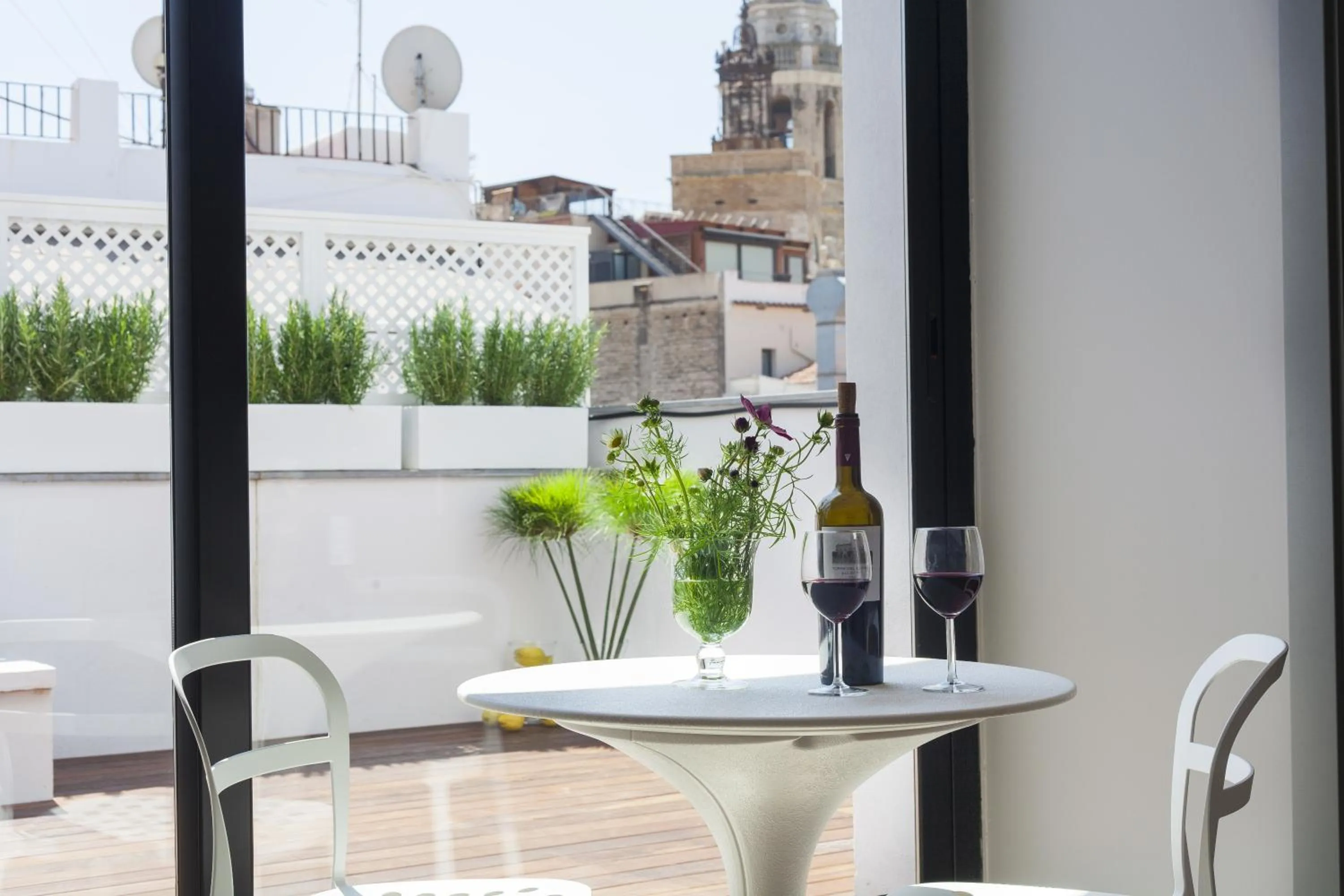 Balcony/Terrace in Kare No Apartments by Sitges Group