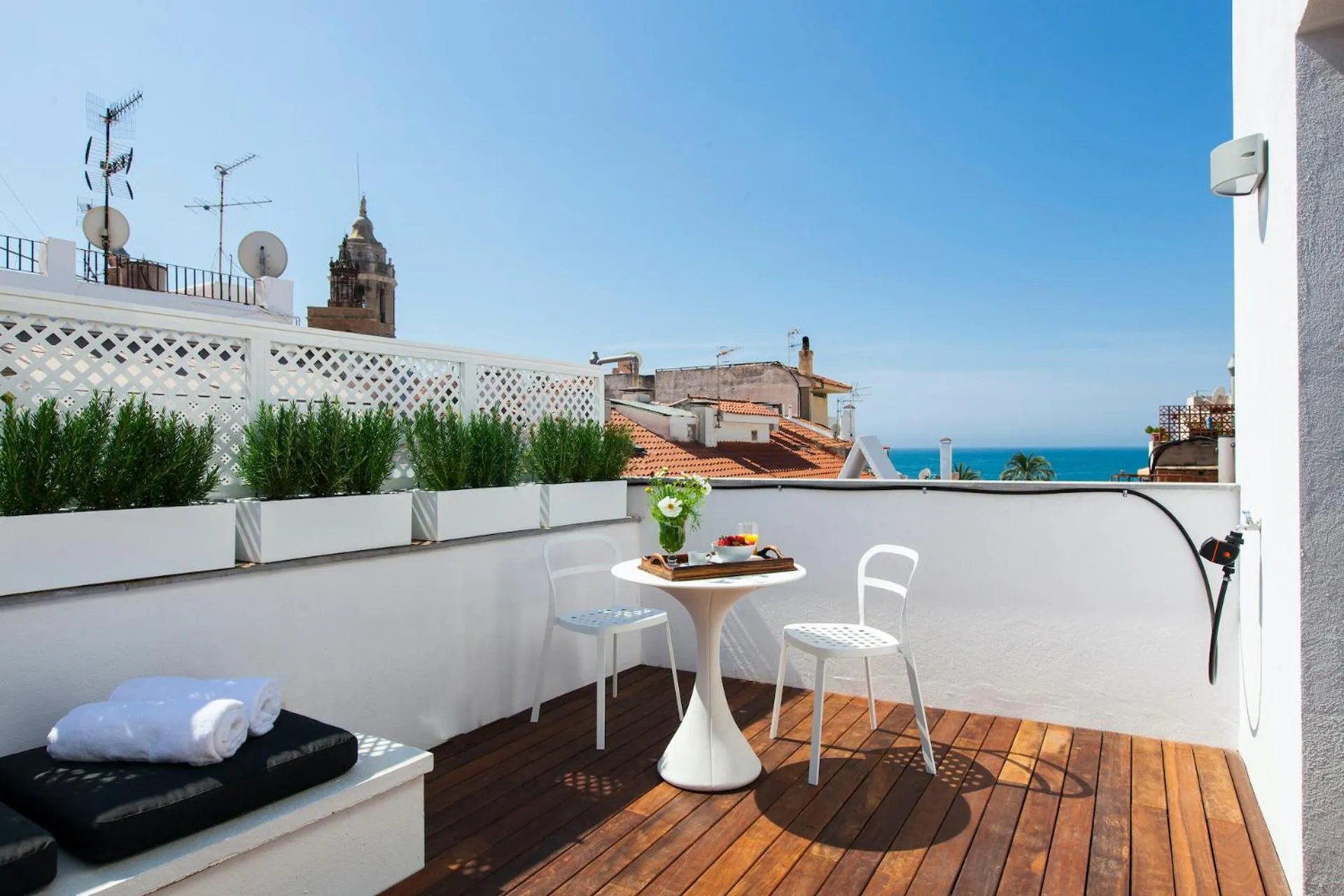 Balcony/Terrace in Kare No Apartments by Sitges Group