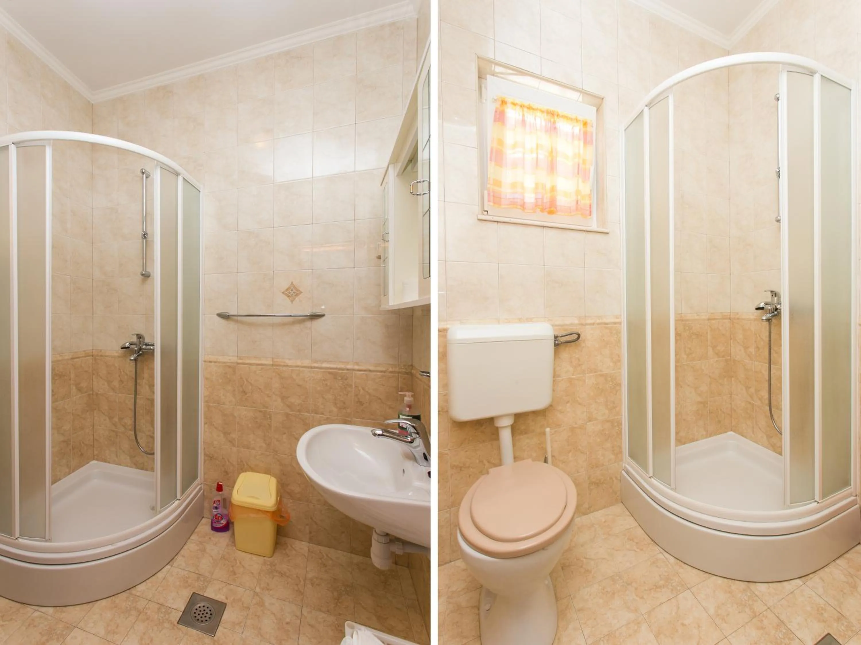 Bathroom in Apartments Marina