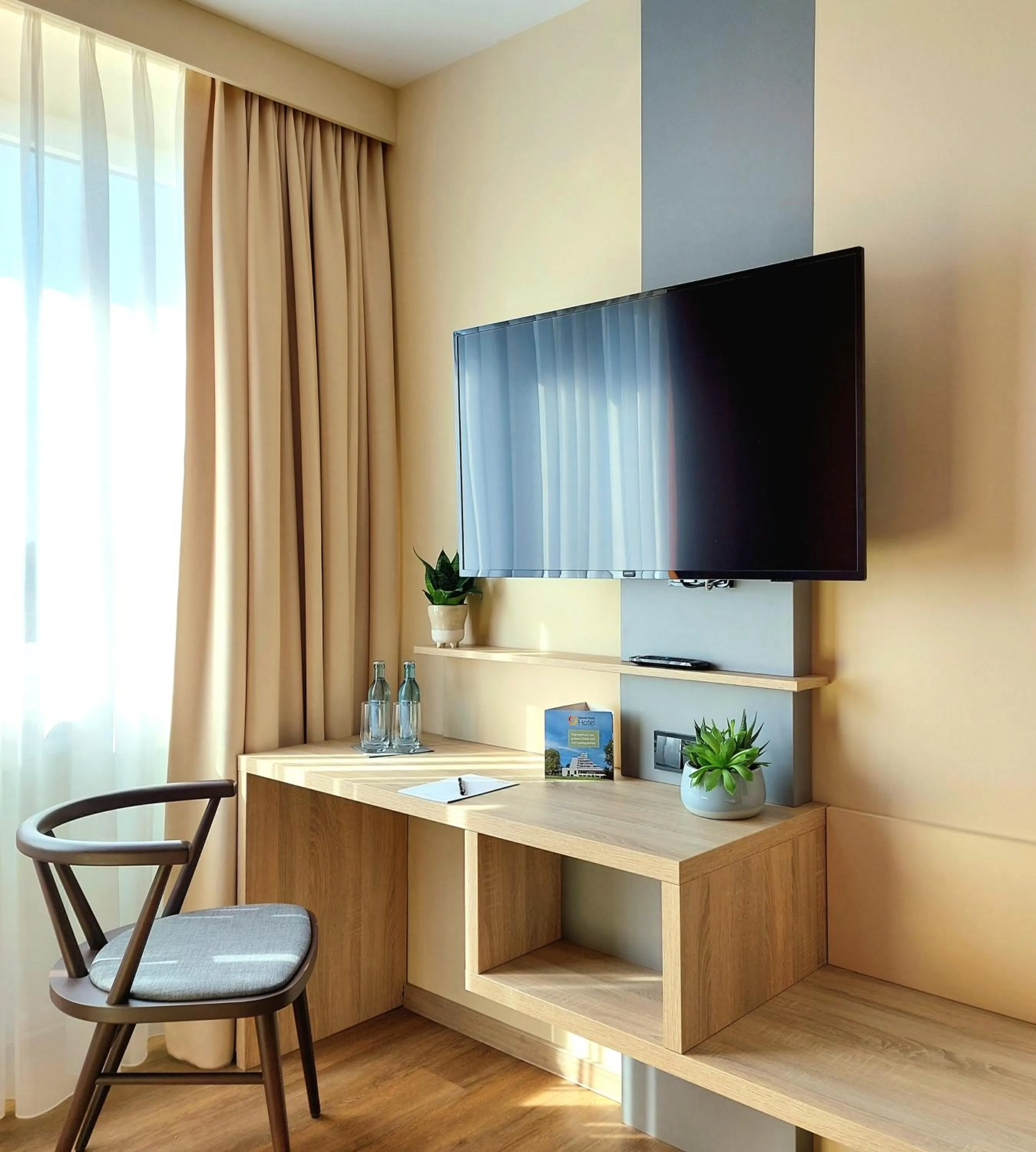 Photo of the whole room in Heinrich Pesch Hotel