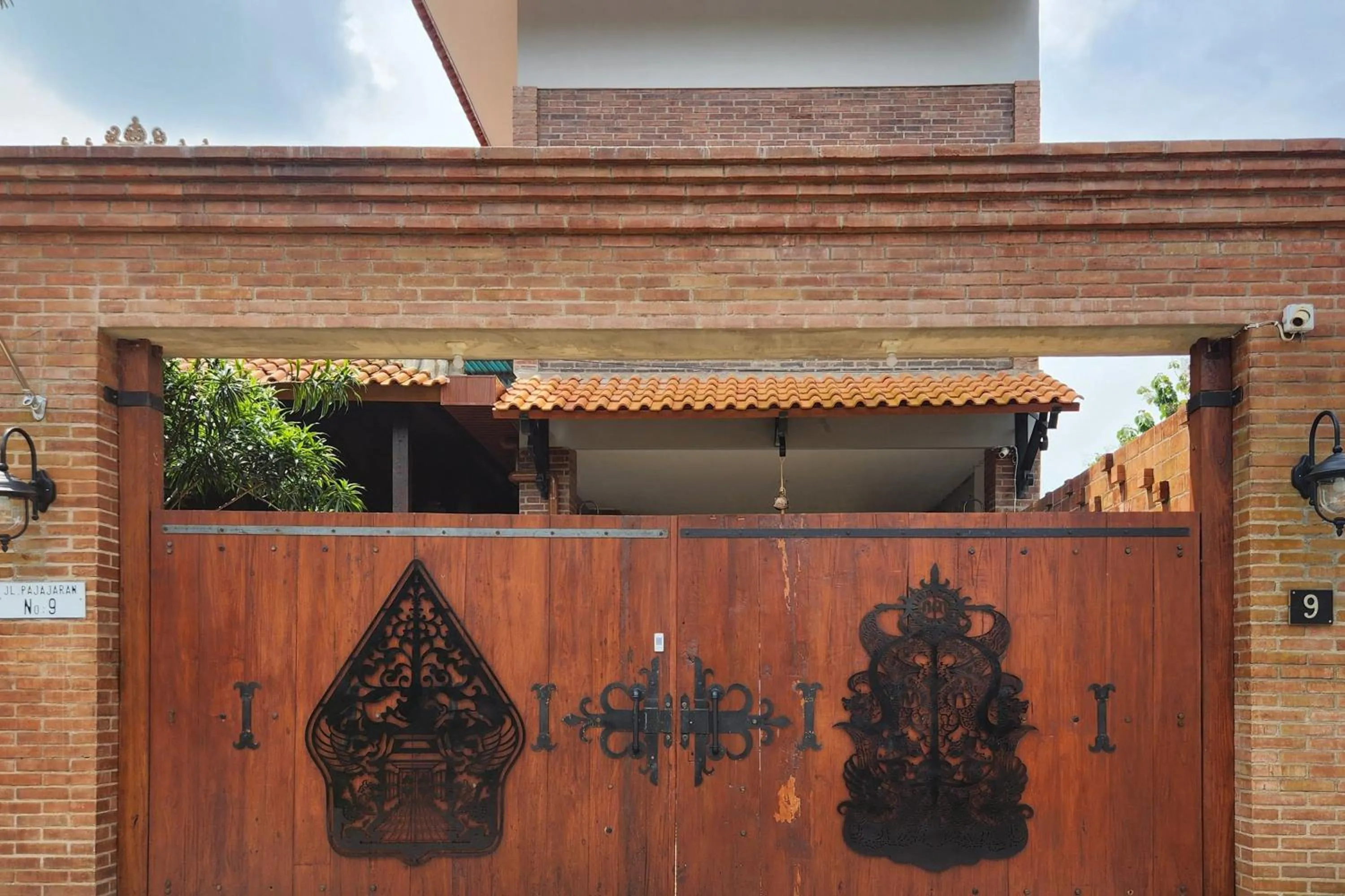 Property building in RedDoorz near Stasiun Sragen