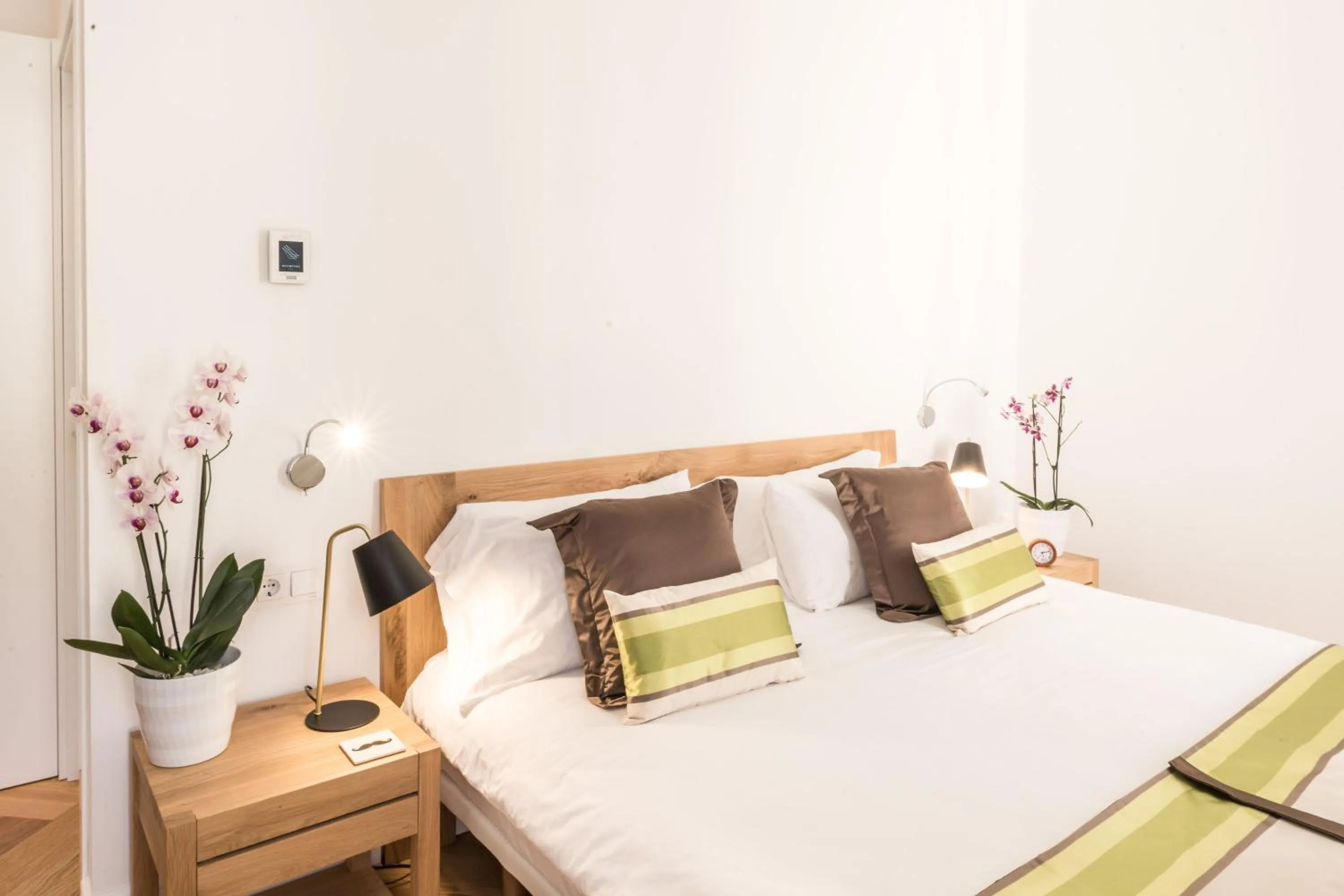 Decorative detail, Bed in Bordoy Mostatxins - Hotel Boutique Adults Only