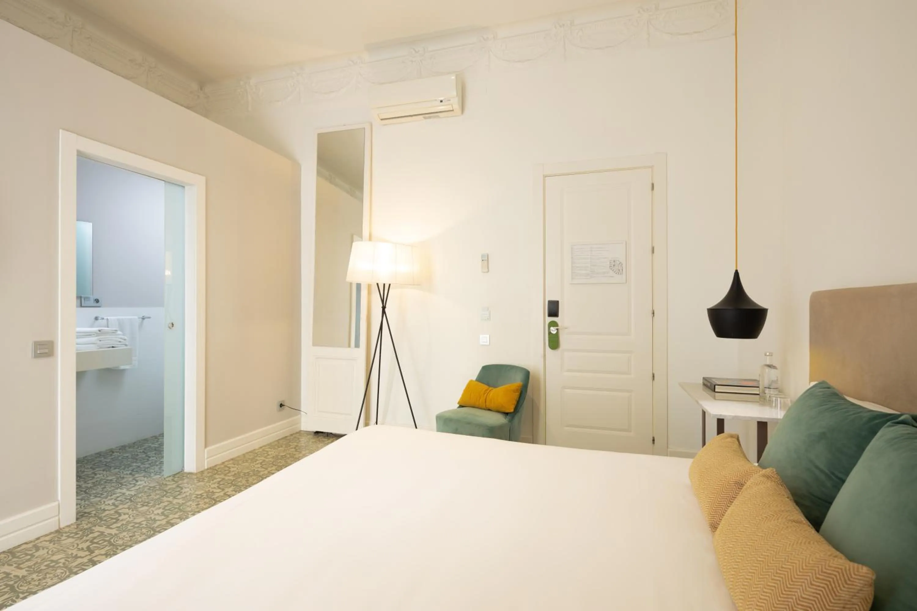 Bed in Forget Me Not Barcelona