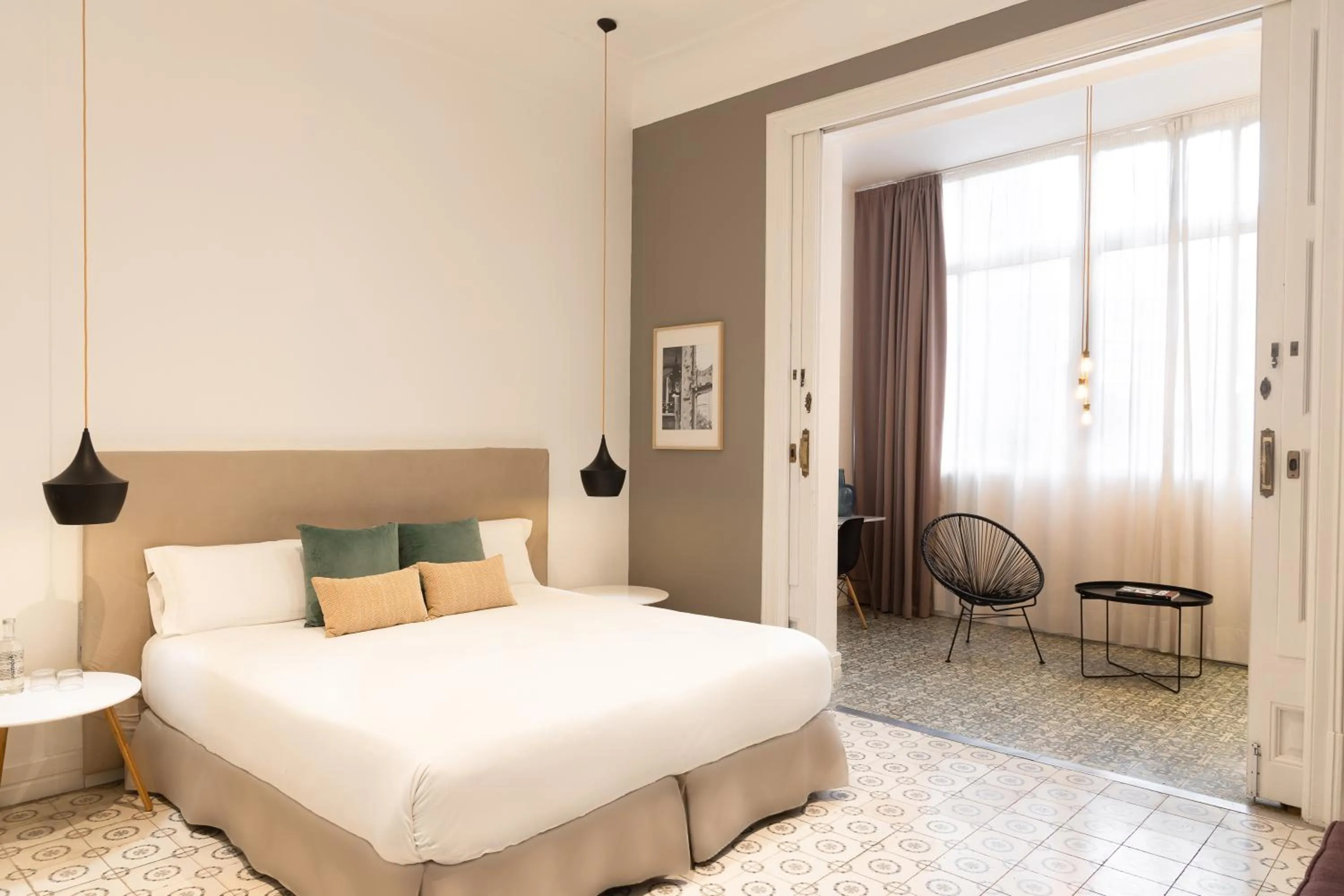 Photo of the whole room, Bed in Forget Me Not Barcelona