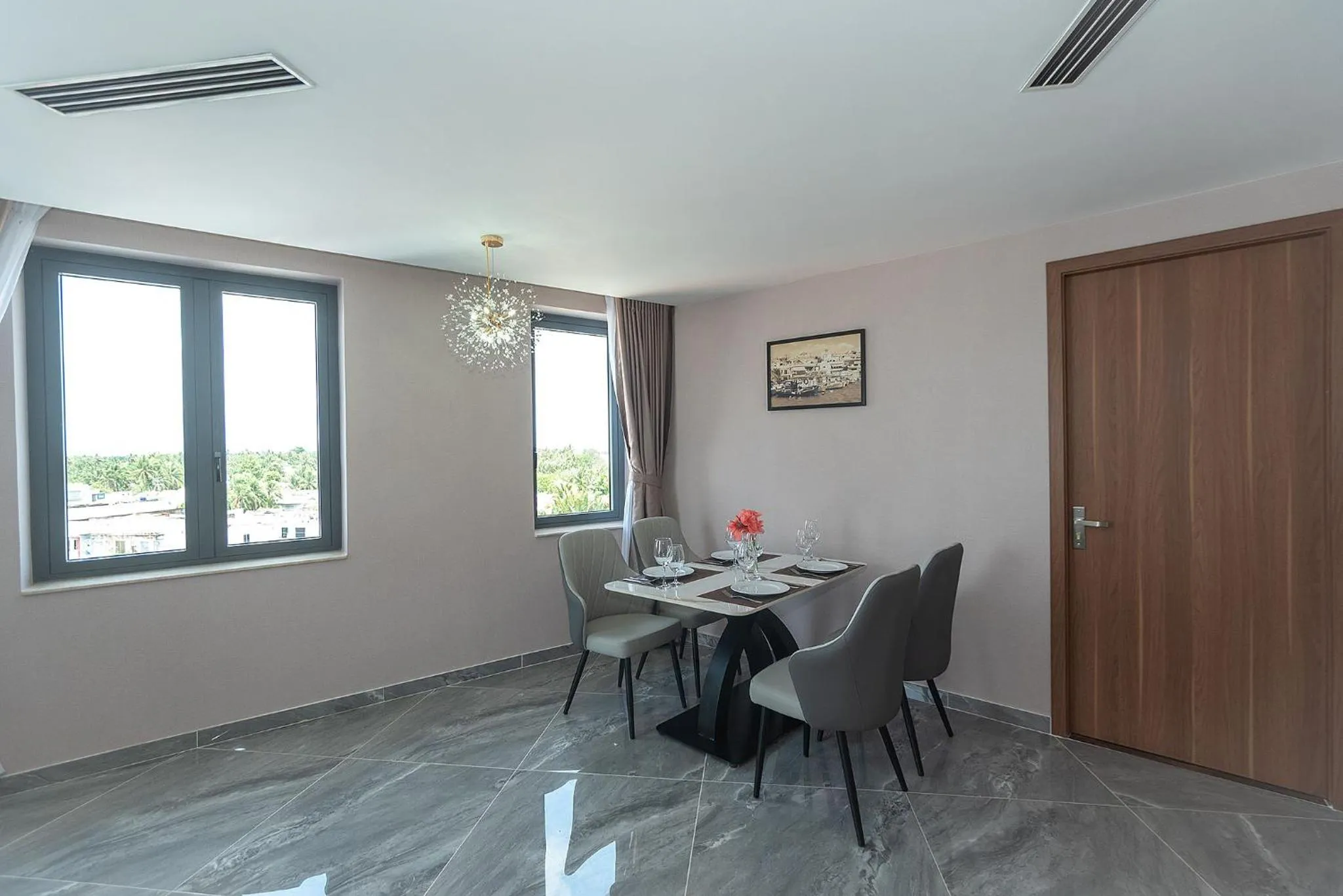 Dining area in Bamboo Riverside Boutique Hotel