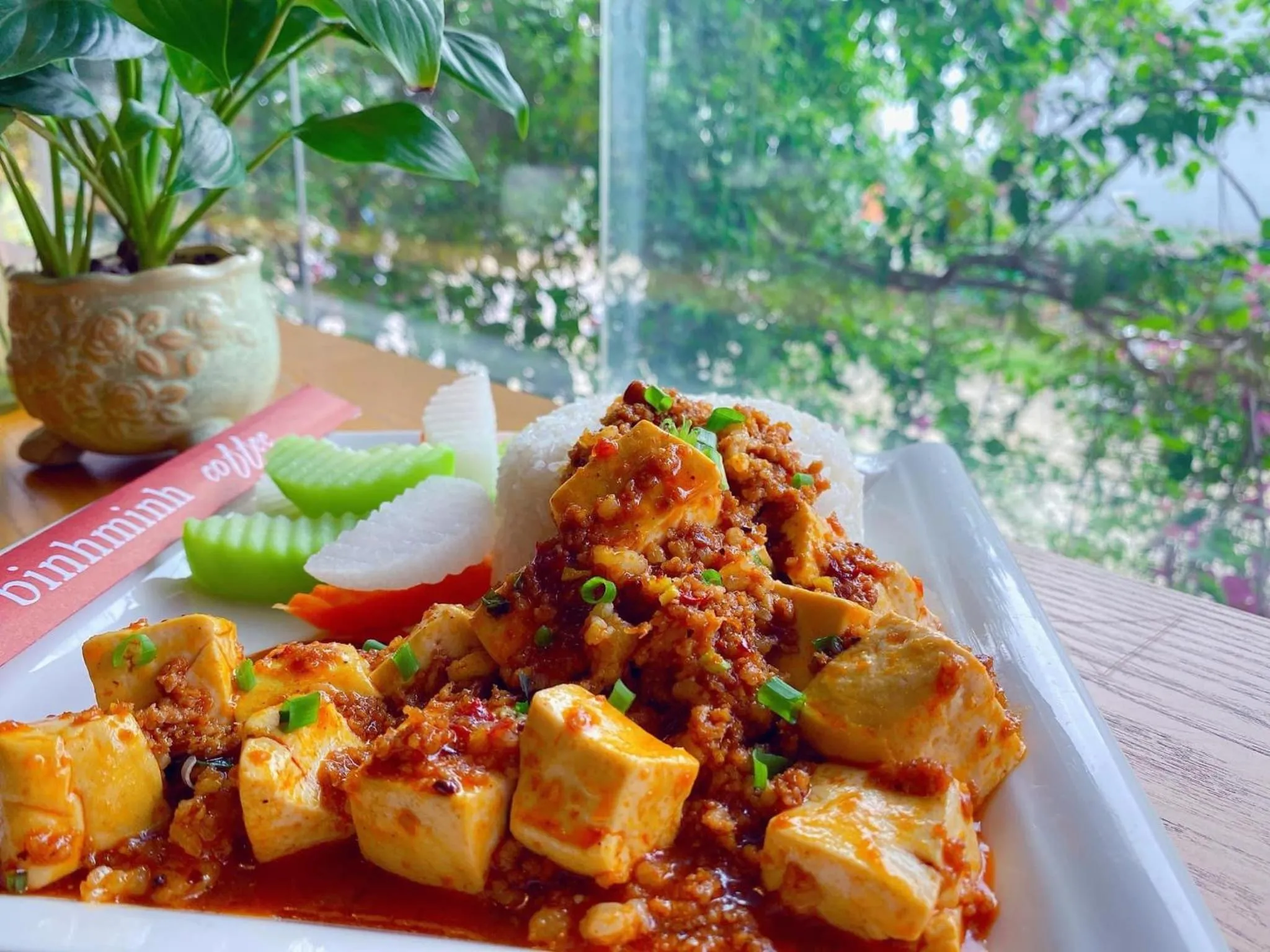 Restaurant/places to eat in Sen Trang Hotel