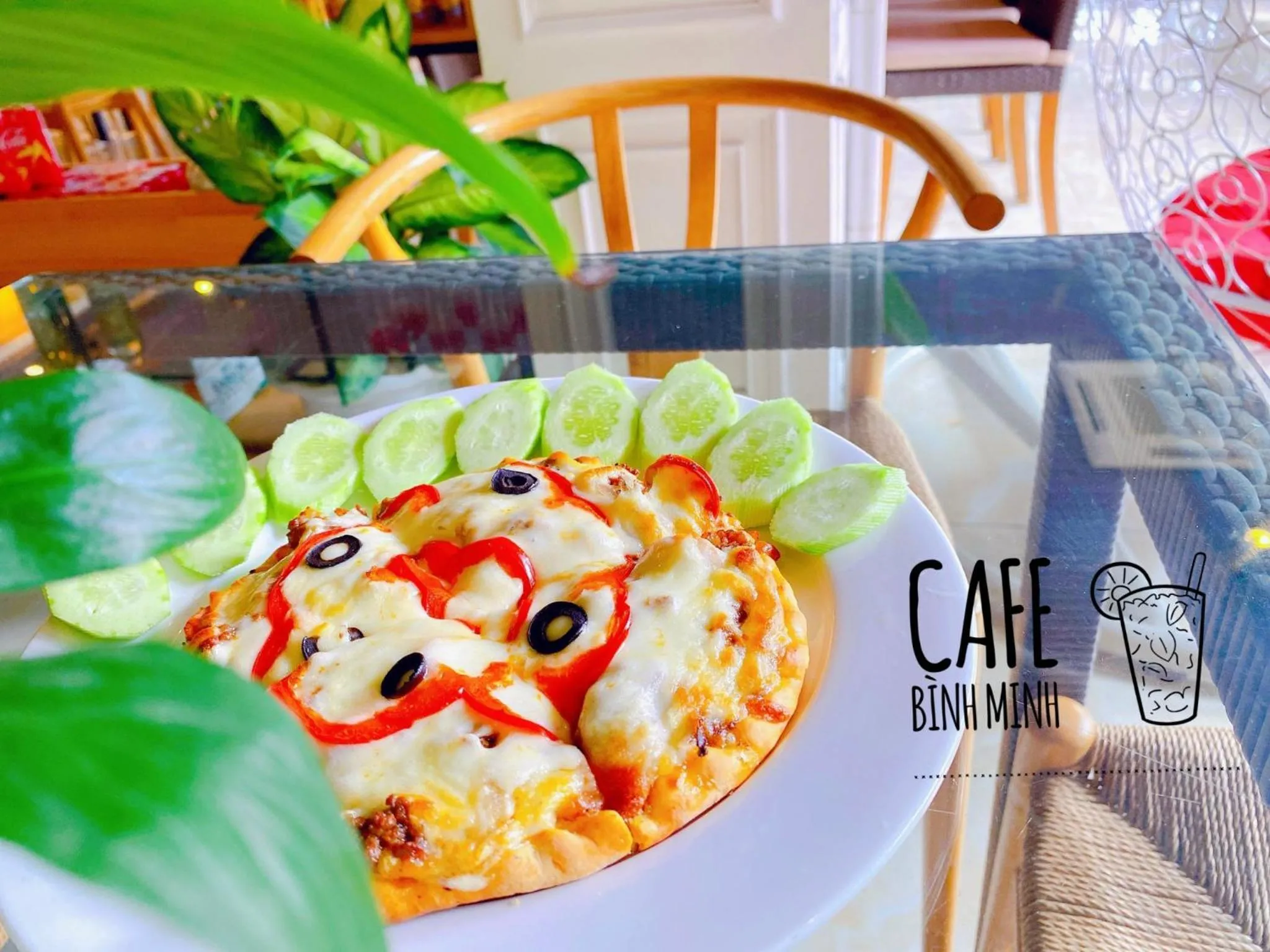 Restaurant/places to eat in Sen Trang Hotel