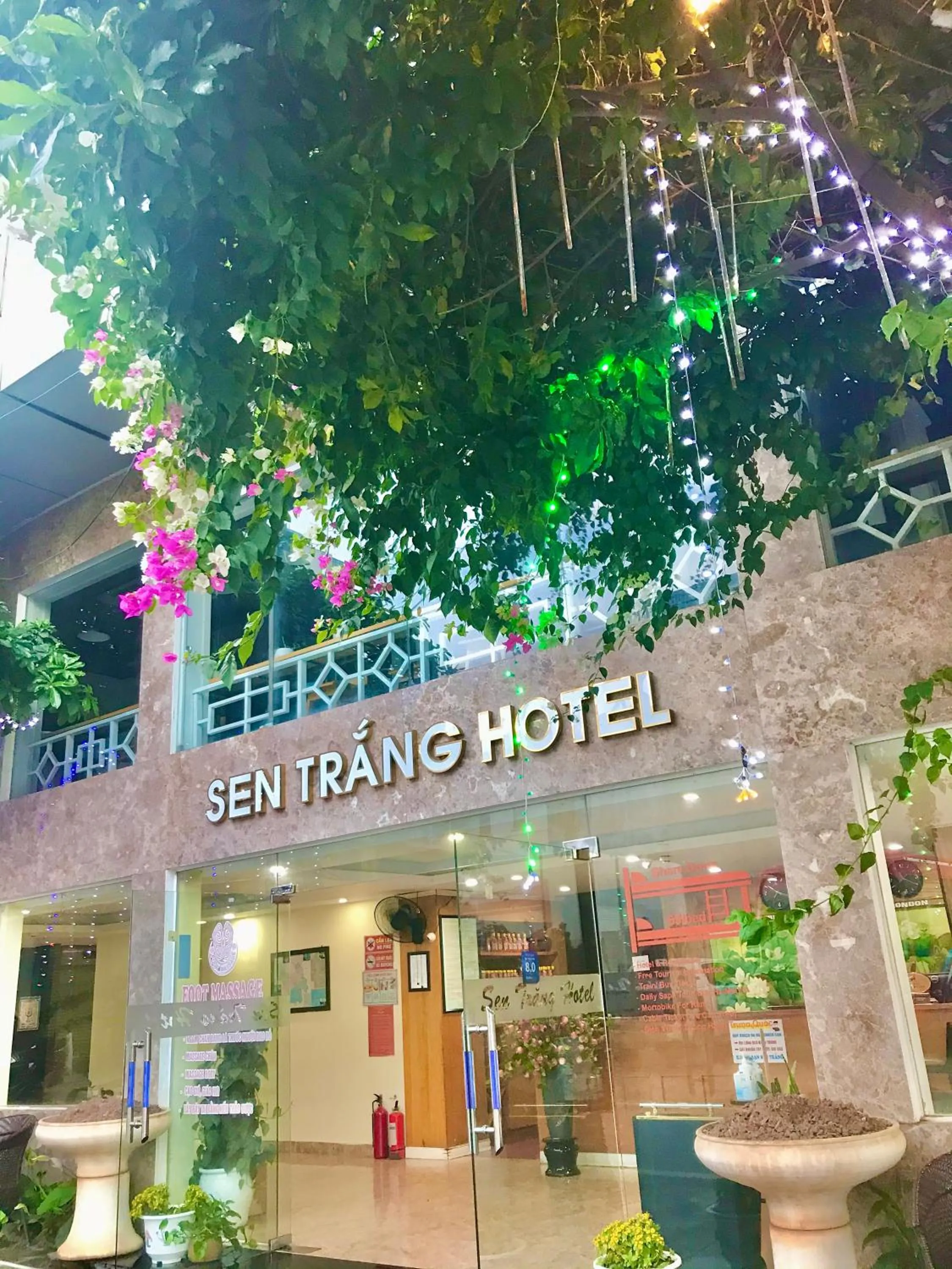 Property building in Sen Trang Hotel