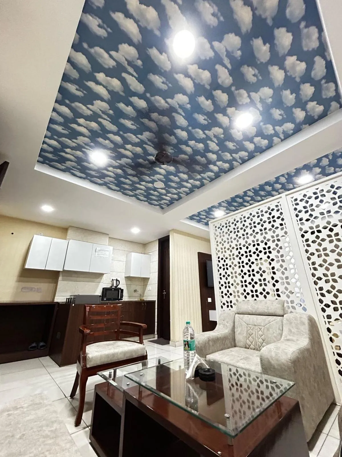 Kitchen or kitchenette in Royal Holiday Homes