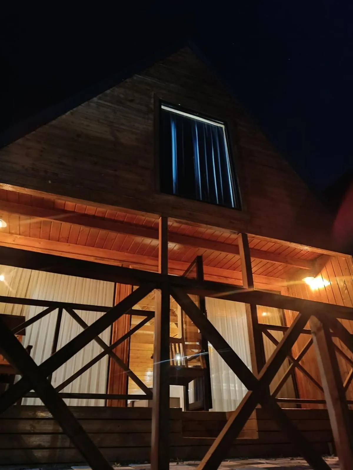 Navy Inn & Bungalows