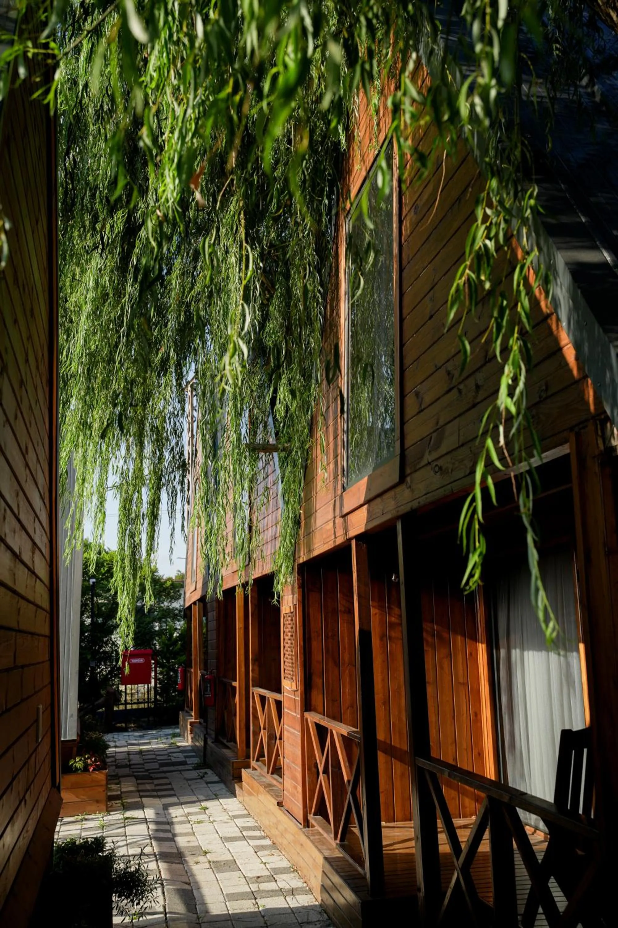 Day in Navy Inn & Bungalows