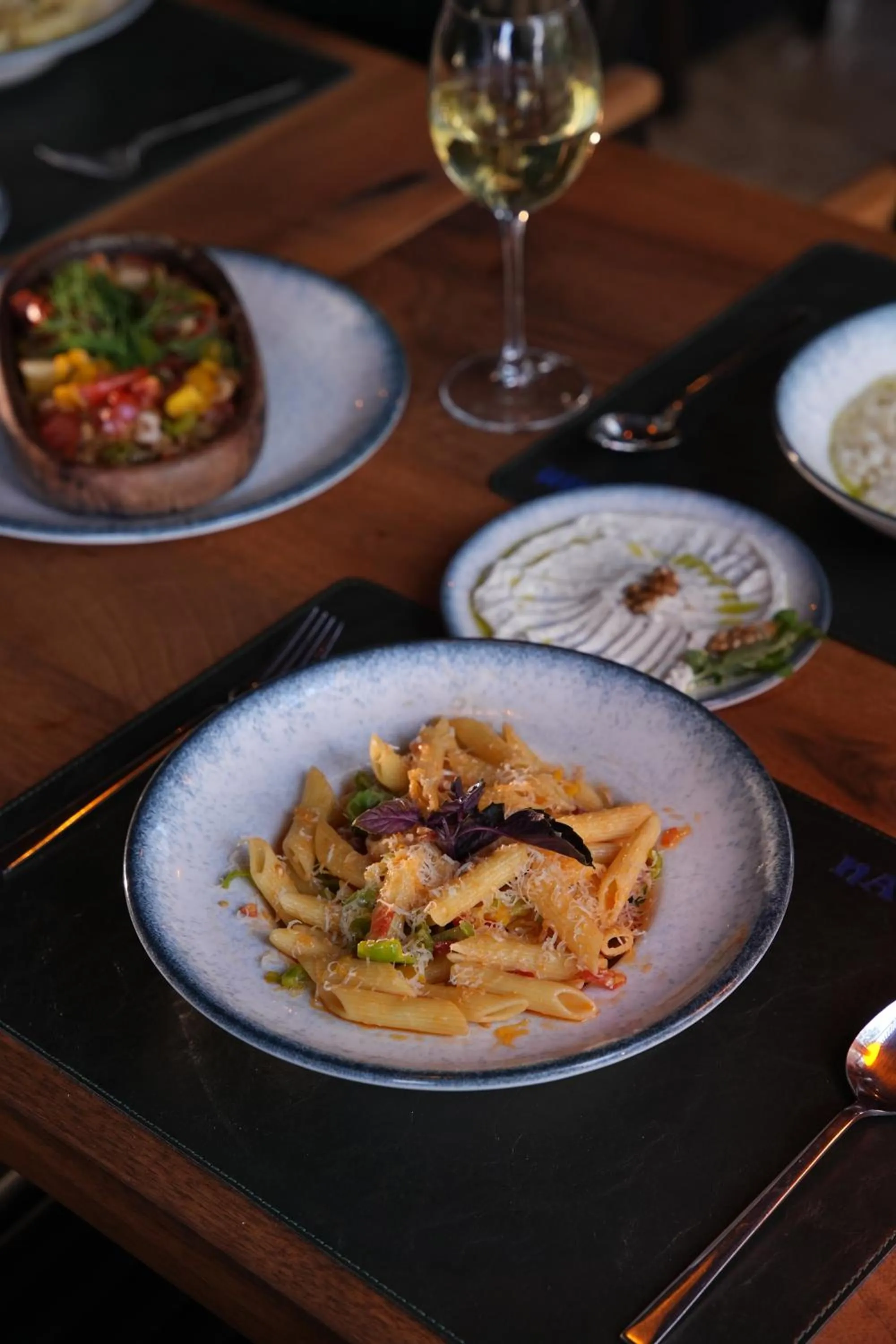 Lunch in Navy Inn & Bungalows