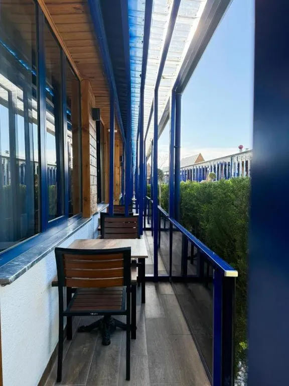 Navy Inn & Bungalows