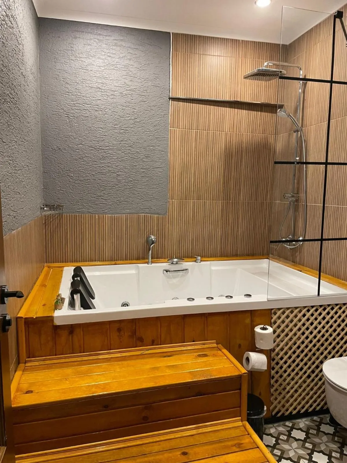 Navy Inn & Bungalows