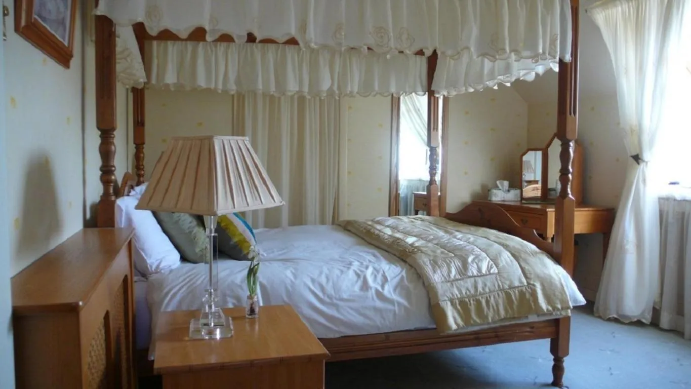 Day in Sandilands House