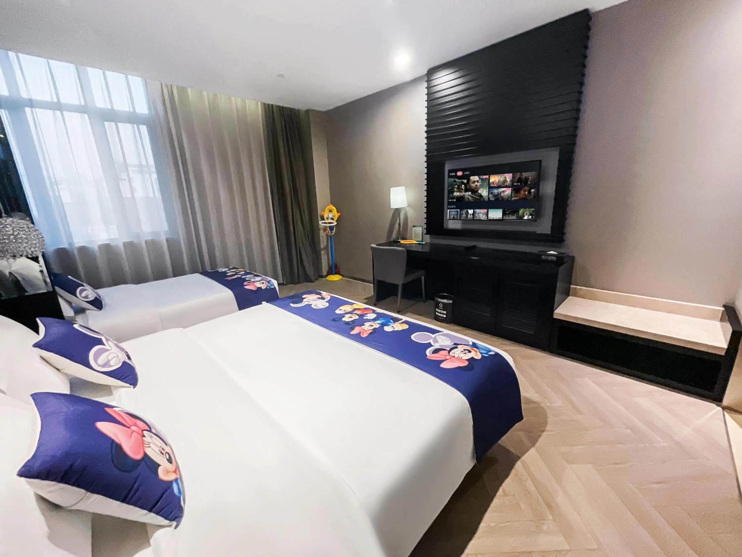 Bed in Crystal Orange Hotel Shanghai International Tourism Resort Chuansha