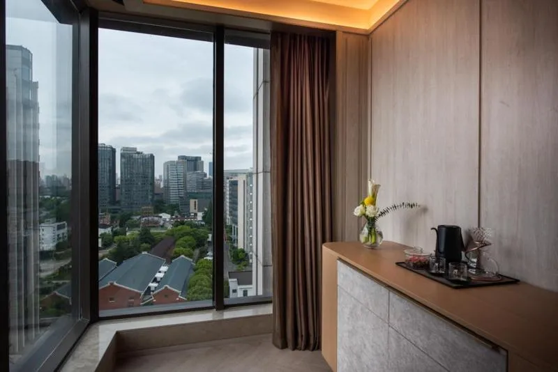 Shanghai Changfeng Business District Orange Crystal Hotel