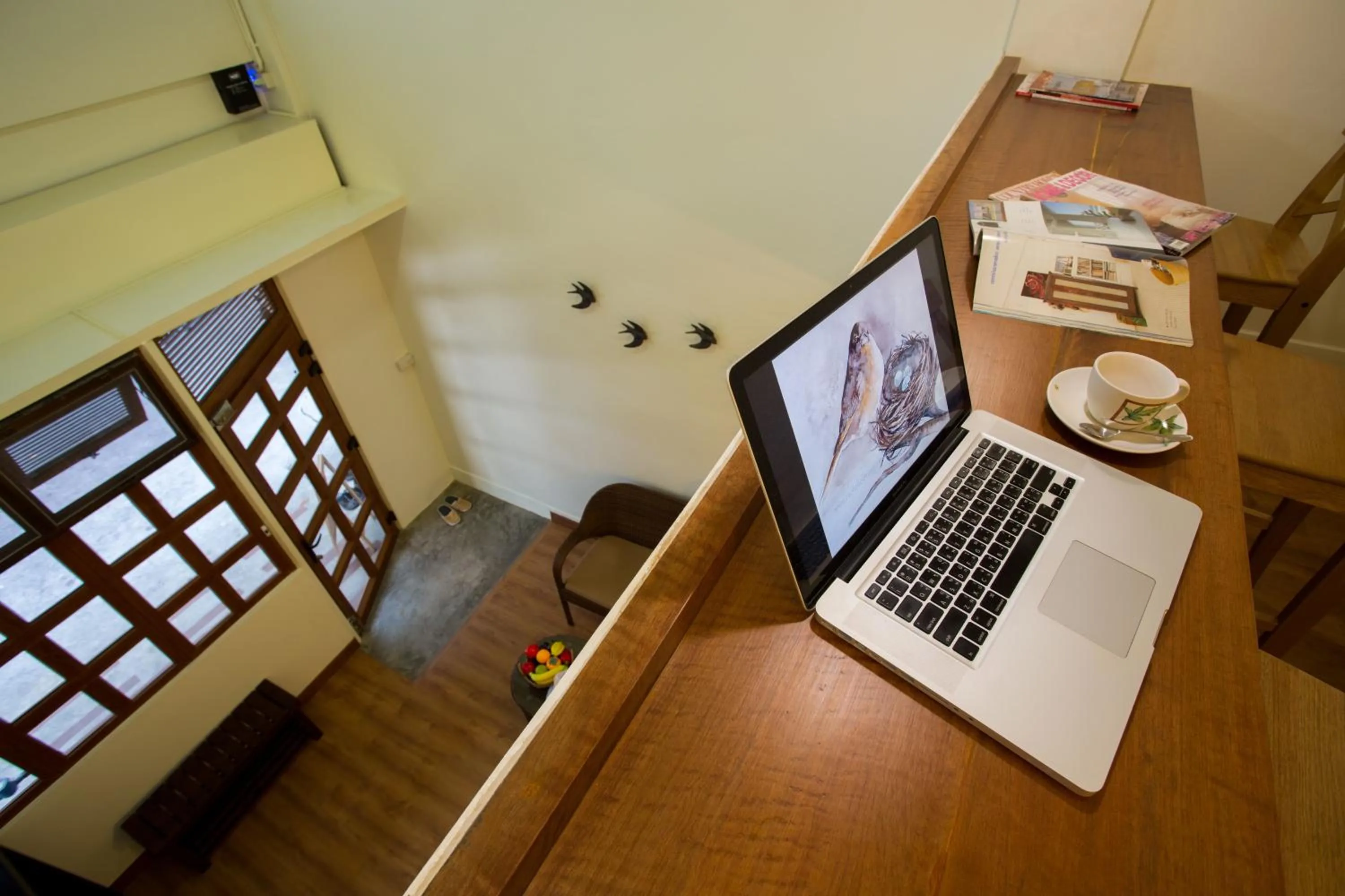 Communal lounge/ TV room in Tini Kati Hostel
