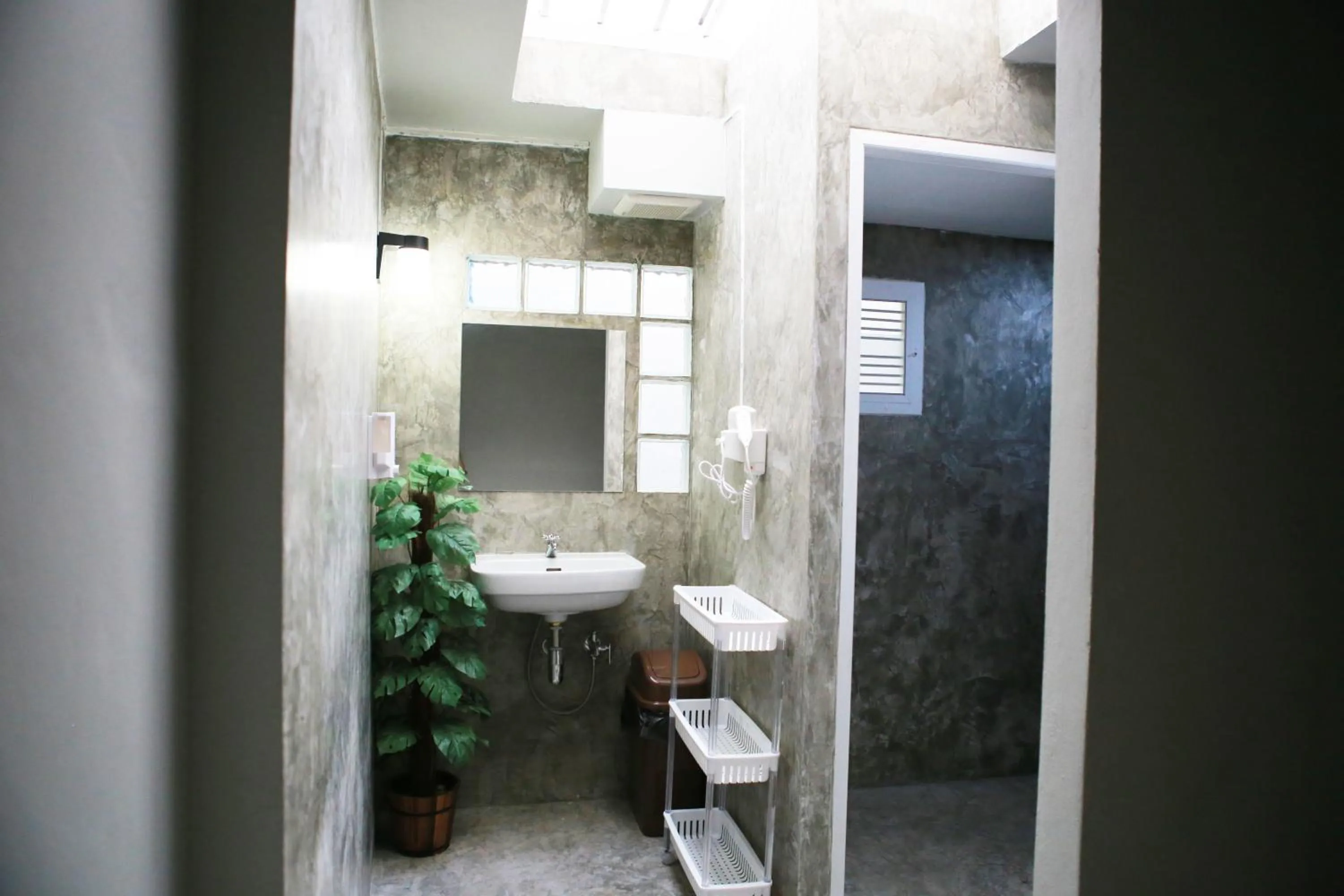 Bathroom in Tini Kati Hostel