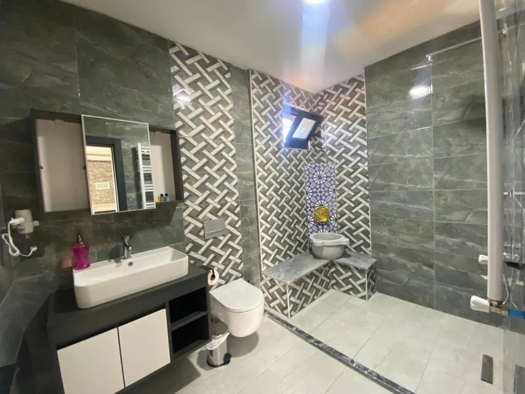 Shower in Ağva Capella Hideaway Hotel