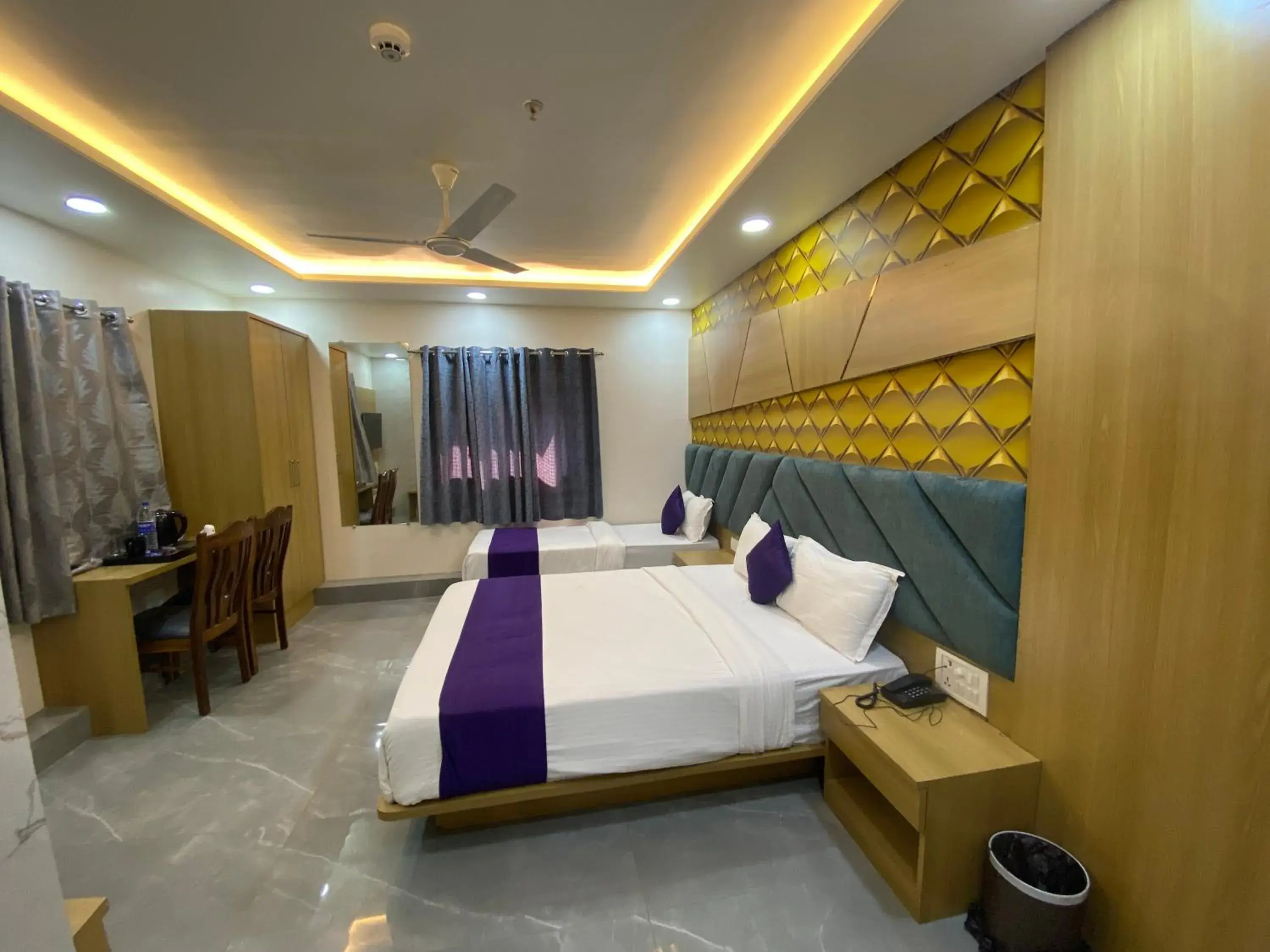 Triple Room in Hotel BKC Gold View Triple Room in Hotel BKC Gold View