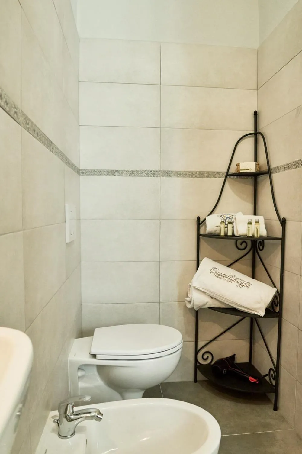 Toilet in Castellinuzza