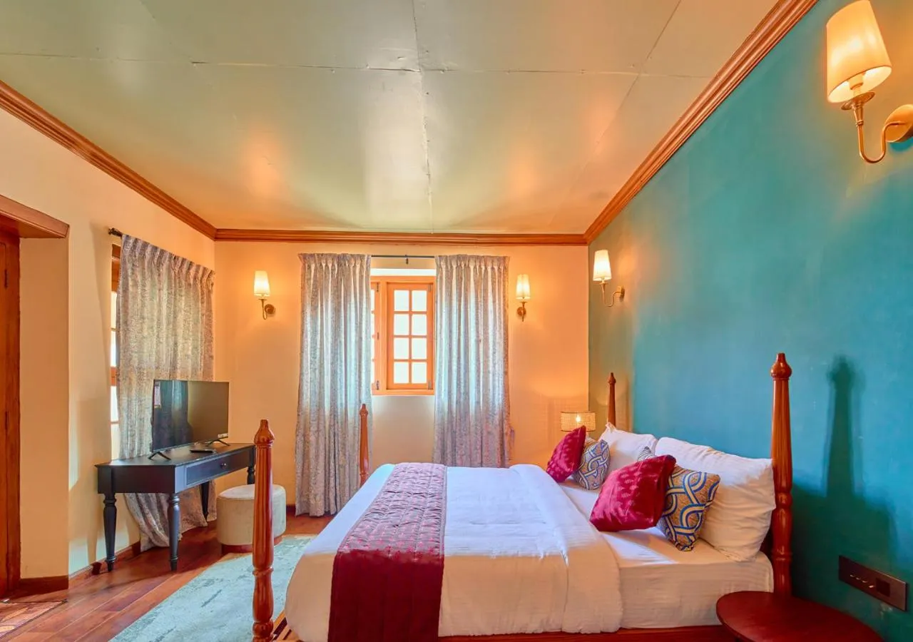  Deluxe Room - single occupancy in Mowbray House Resort Ooty by VOYE HOMES