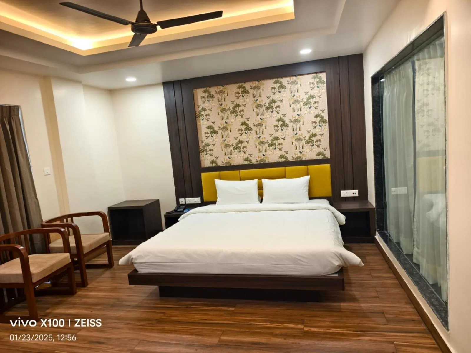 Bed in Hotel Global Retreat