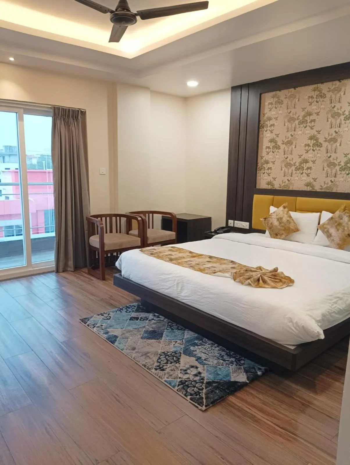 Bed in Hotel Global Retreat