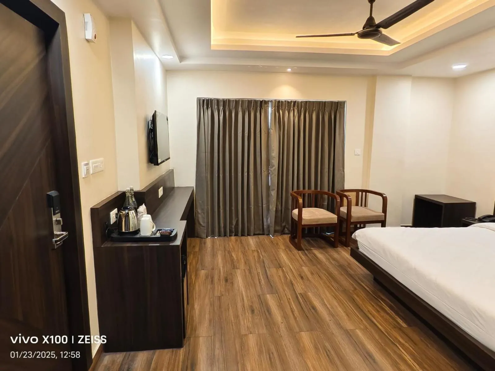 Bed in Hotel Global Retreat