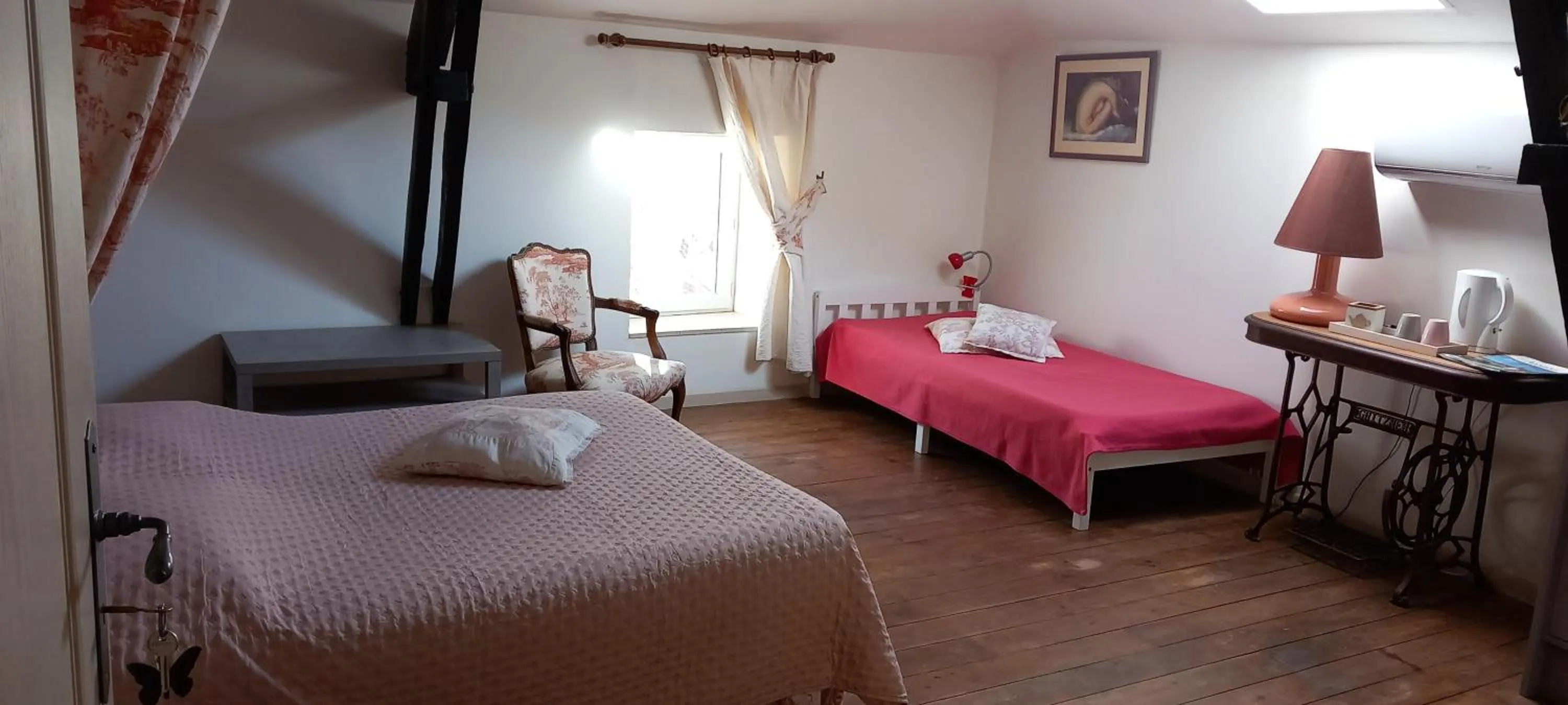 Bed in les cèdres bleus de Joany
