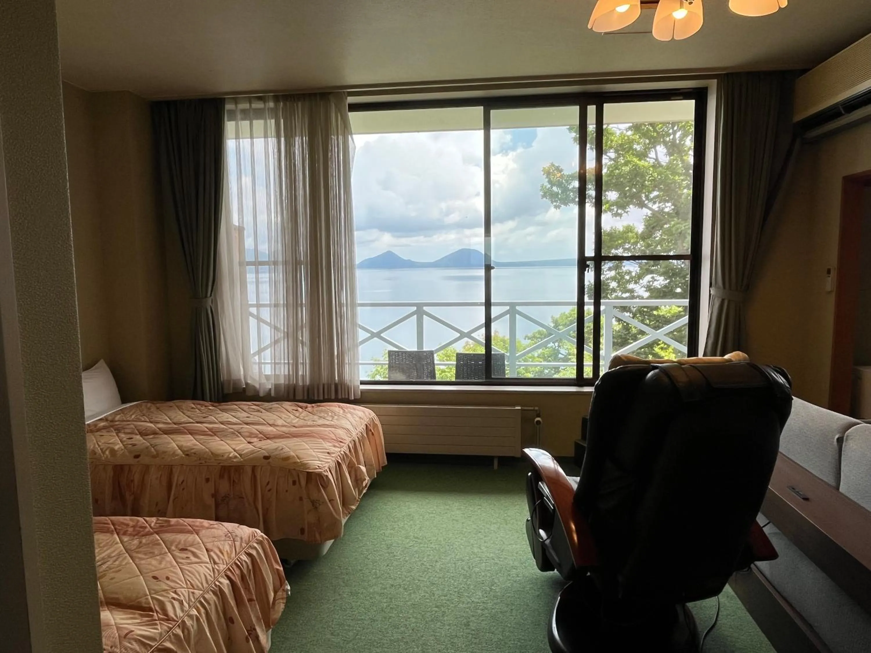 Bedroom, Bed in Sapporo's Secret Onsen Sanctuary Marukoma Onsen Ryokan