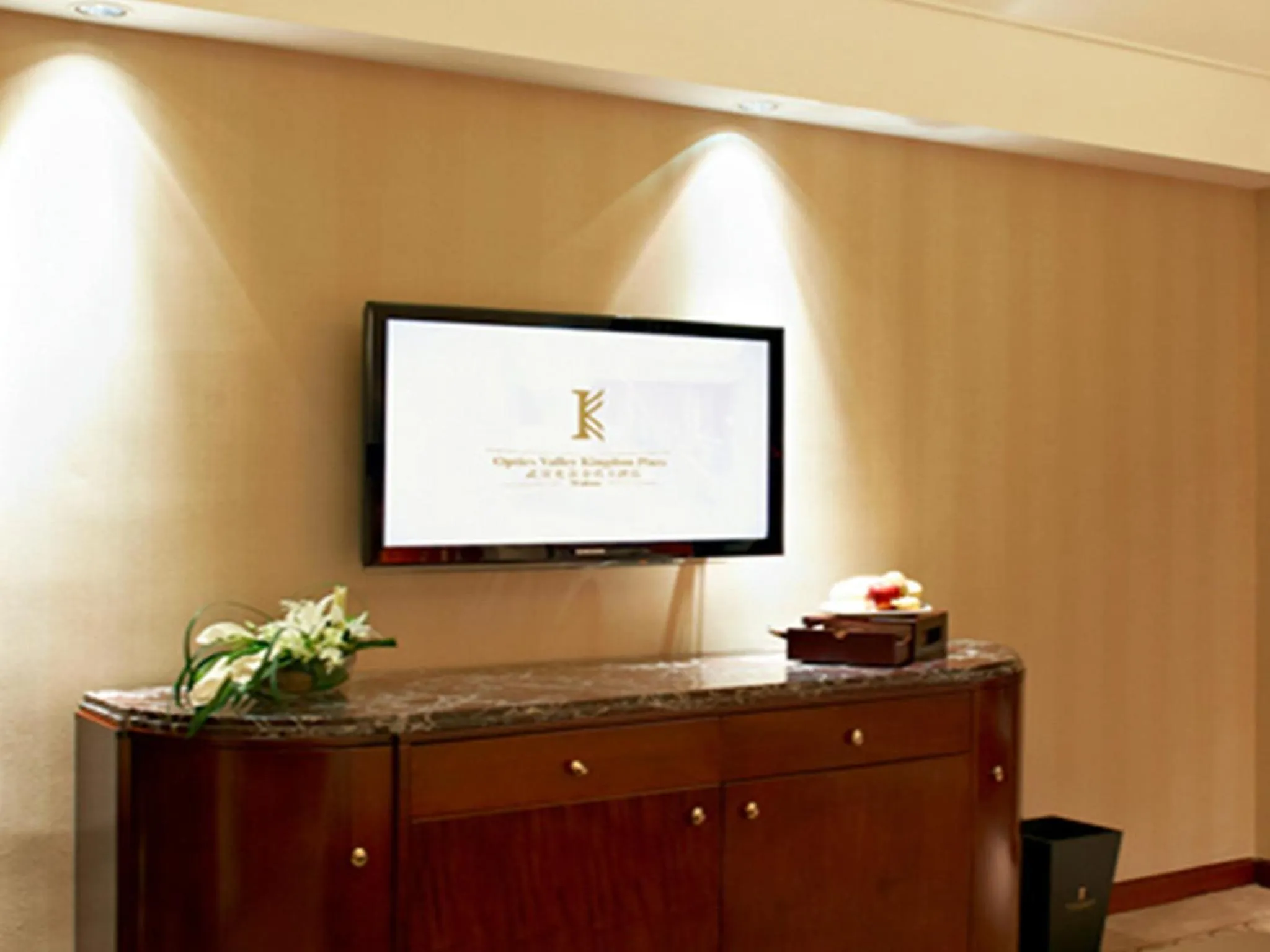 TV and multimedia in Optics Valley Kingdom Plaza Wuhan