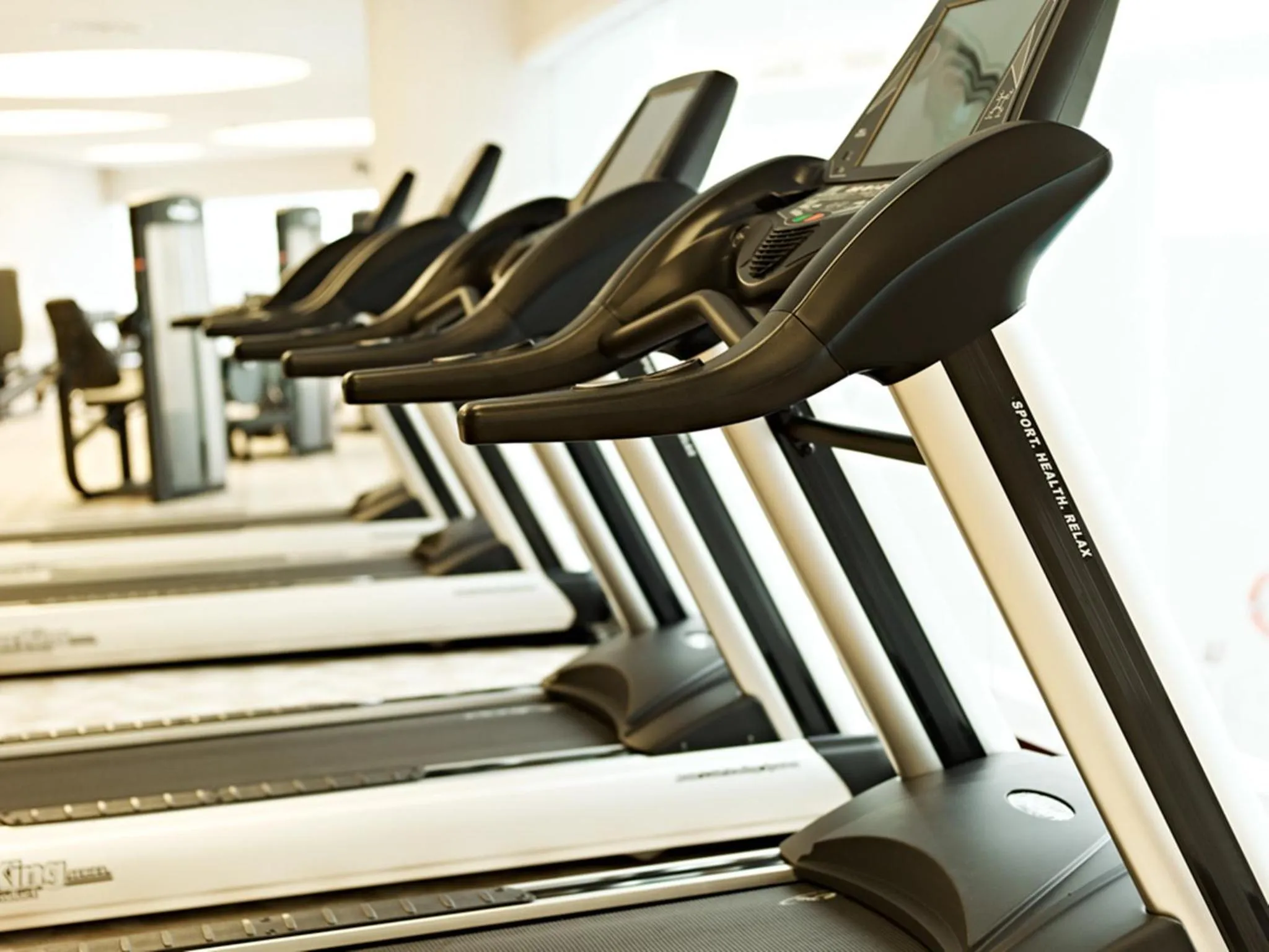 Fitness centre/facilities in Optics Valley Kingdom Plaza Wuhan