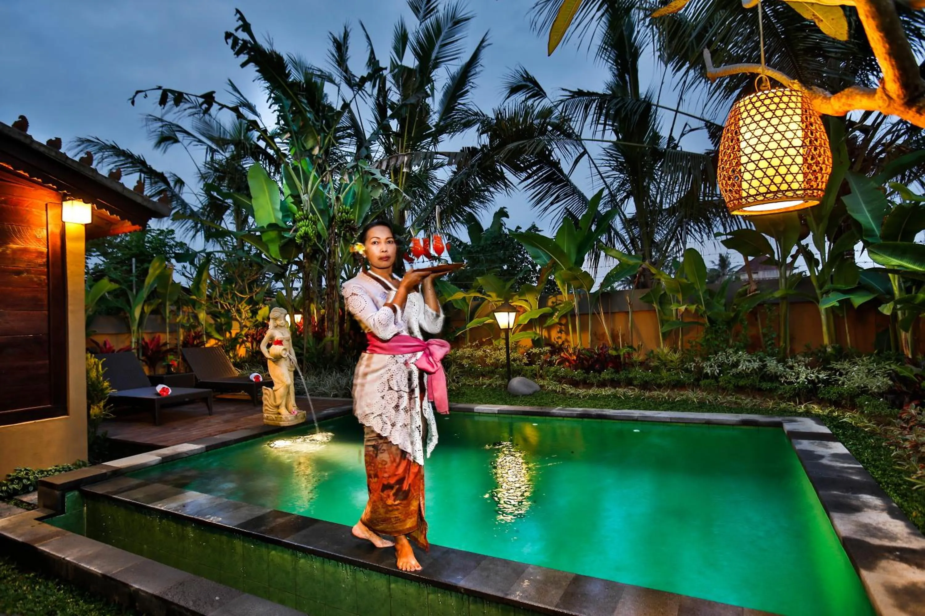 Swimming pool in Villa Nini
