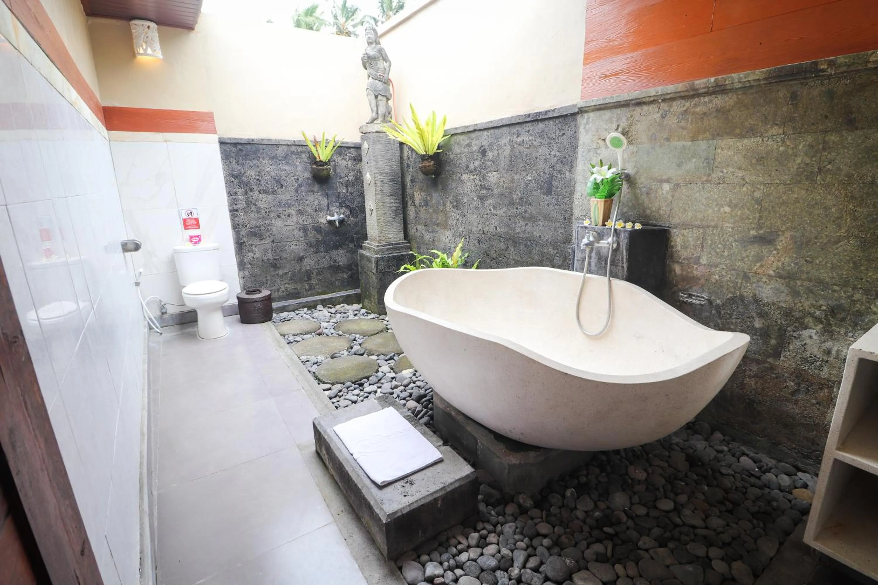 Shower in Villa JJ and Spa Ubud