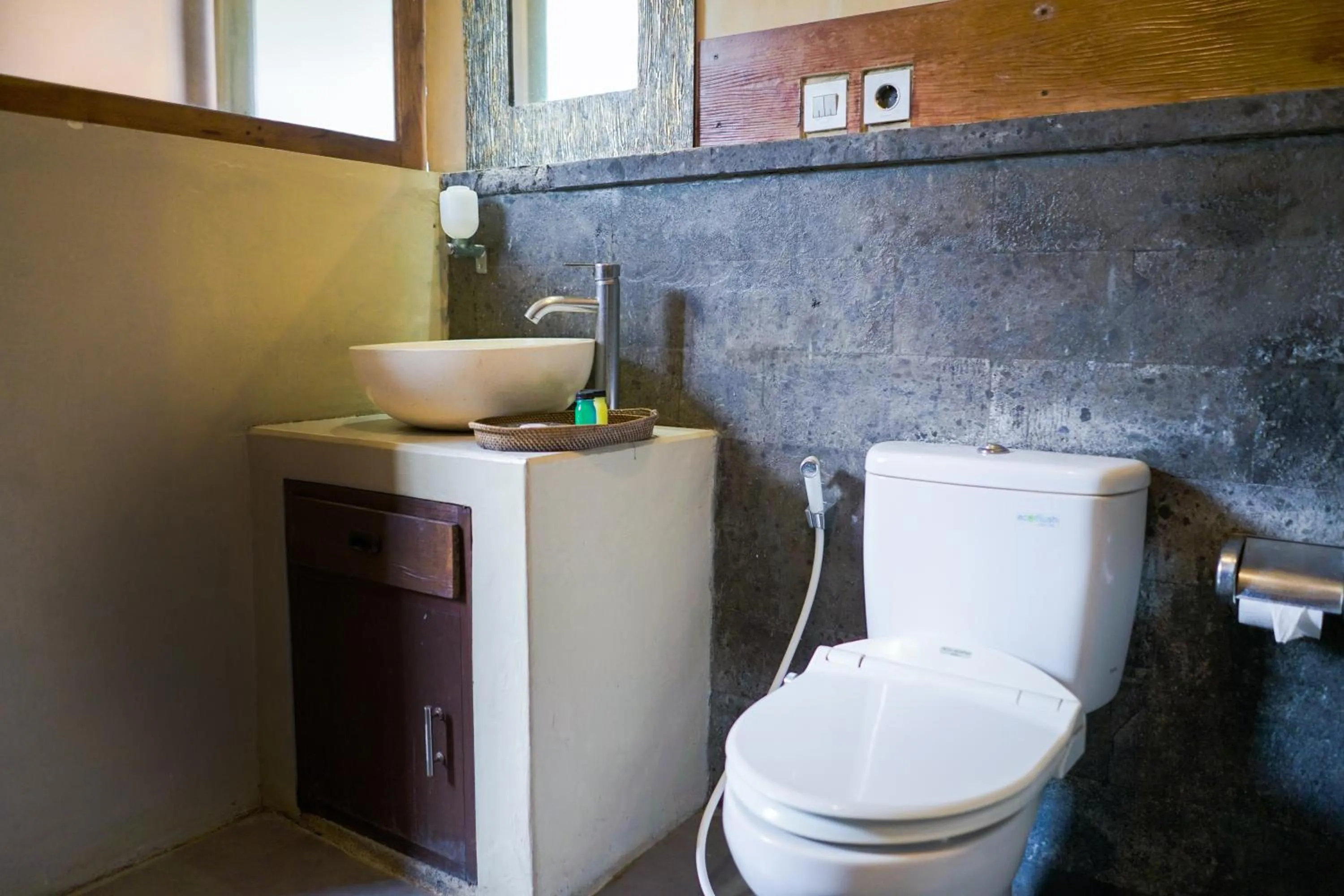 Toilet in Villa JJ and Spa Ubud