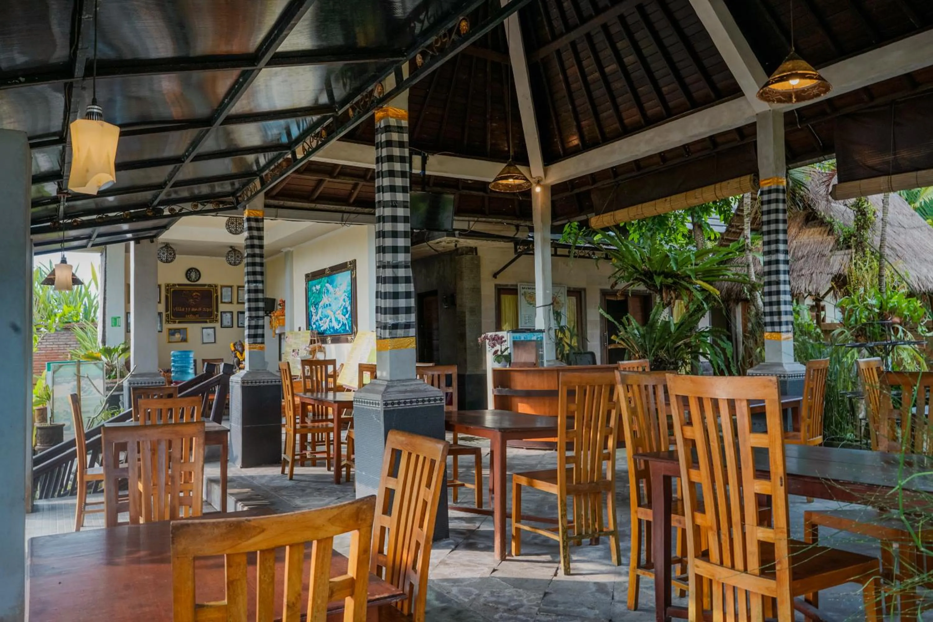 Restaurant/places to eat in Villa JJ and Spa Ubud