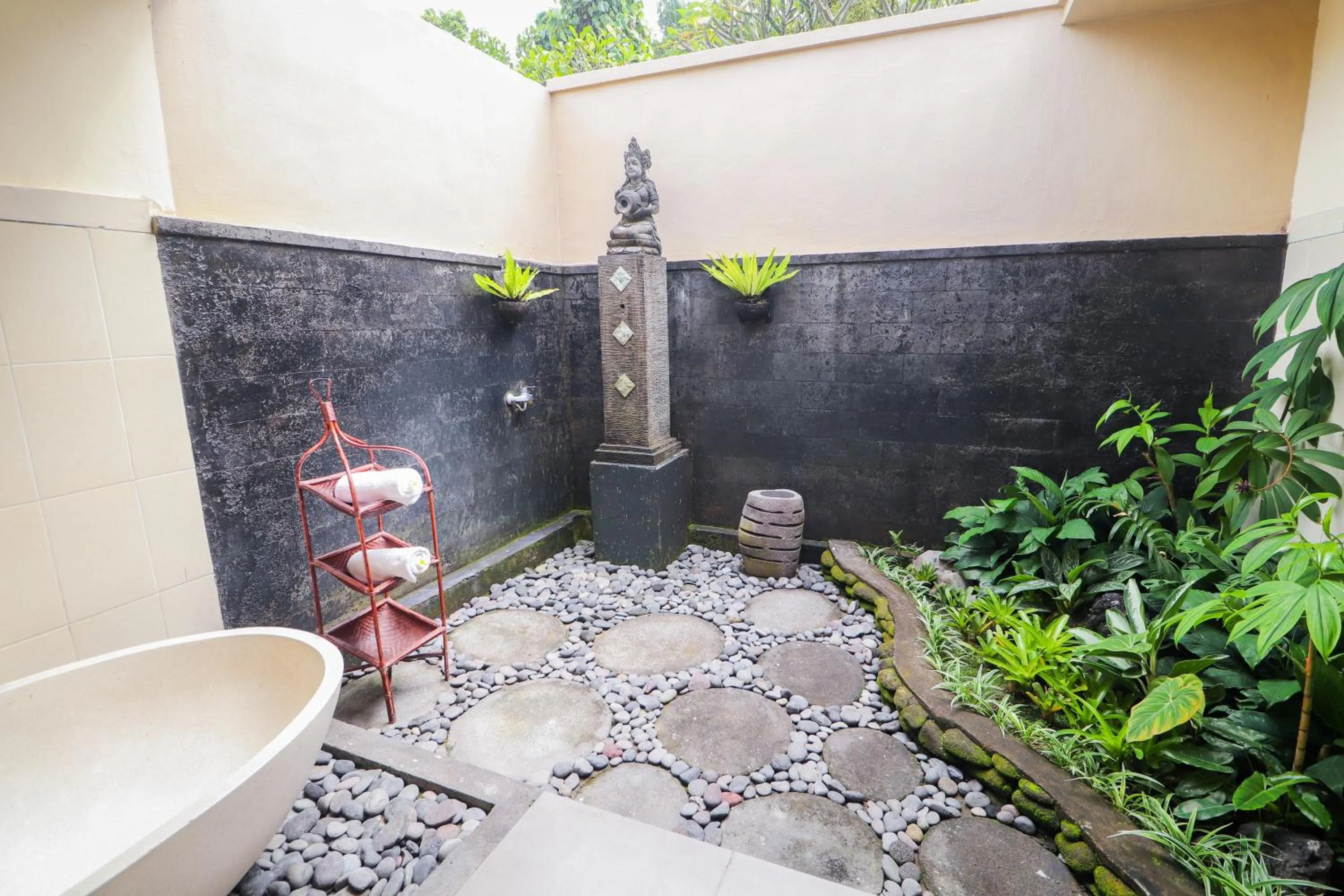Shower in Villa JJ and Spa Ubud