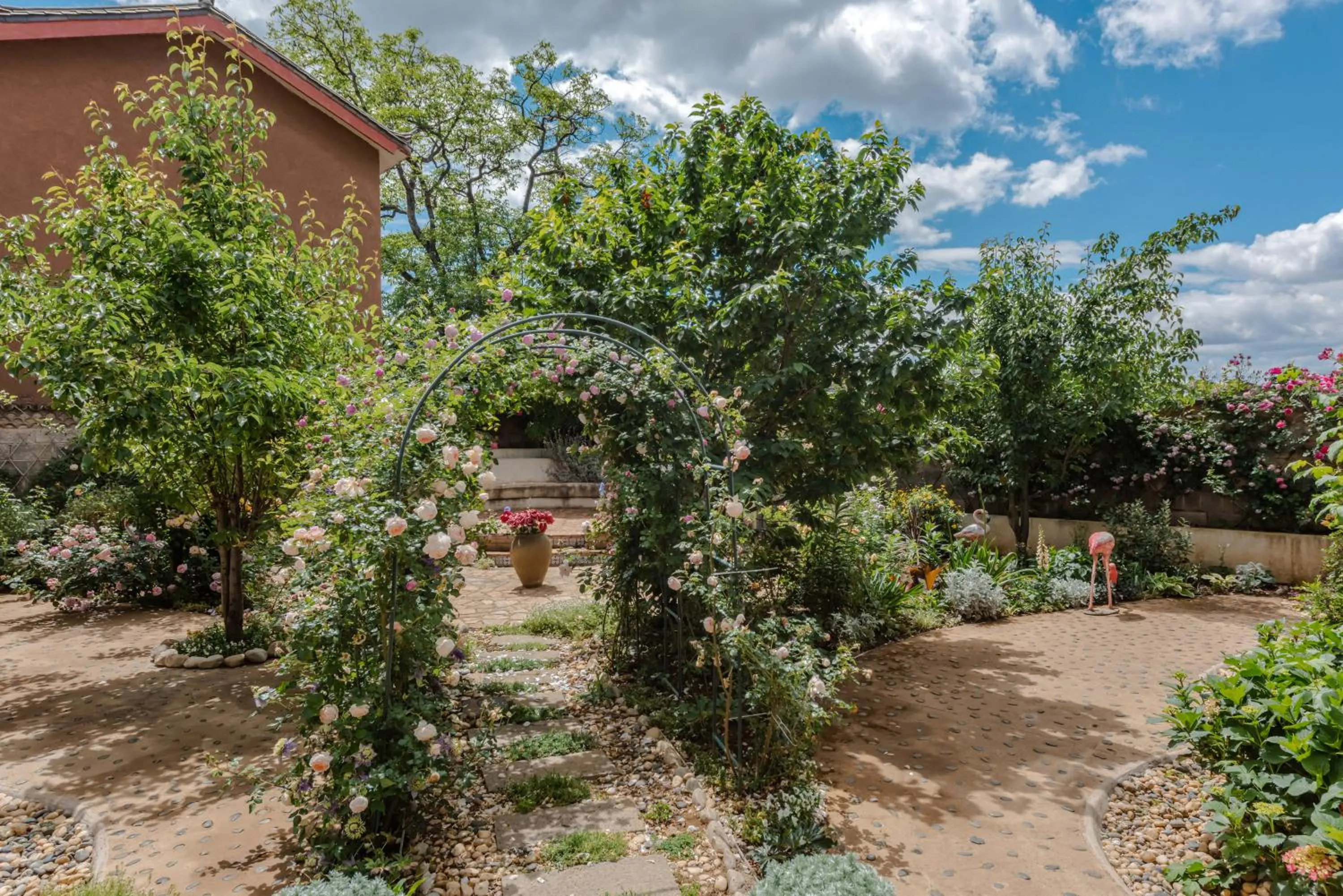 Baisha Flamingo Hotel