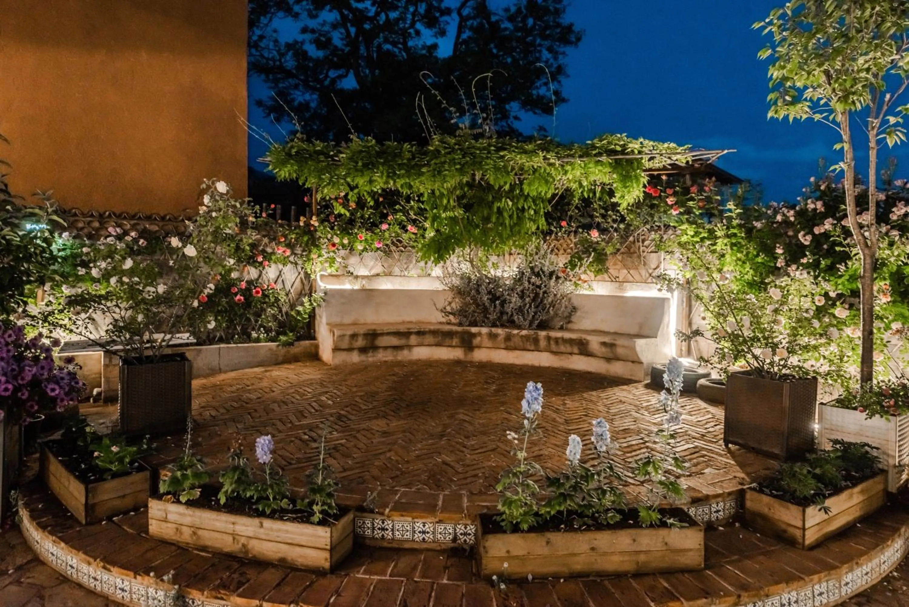 Baisha Flamingo Hotel