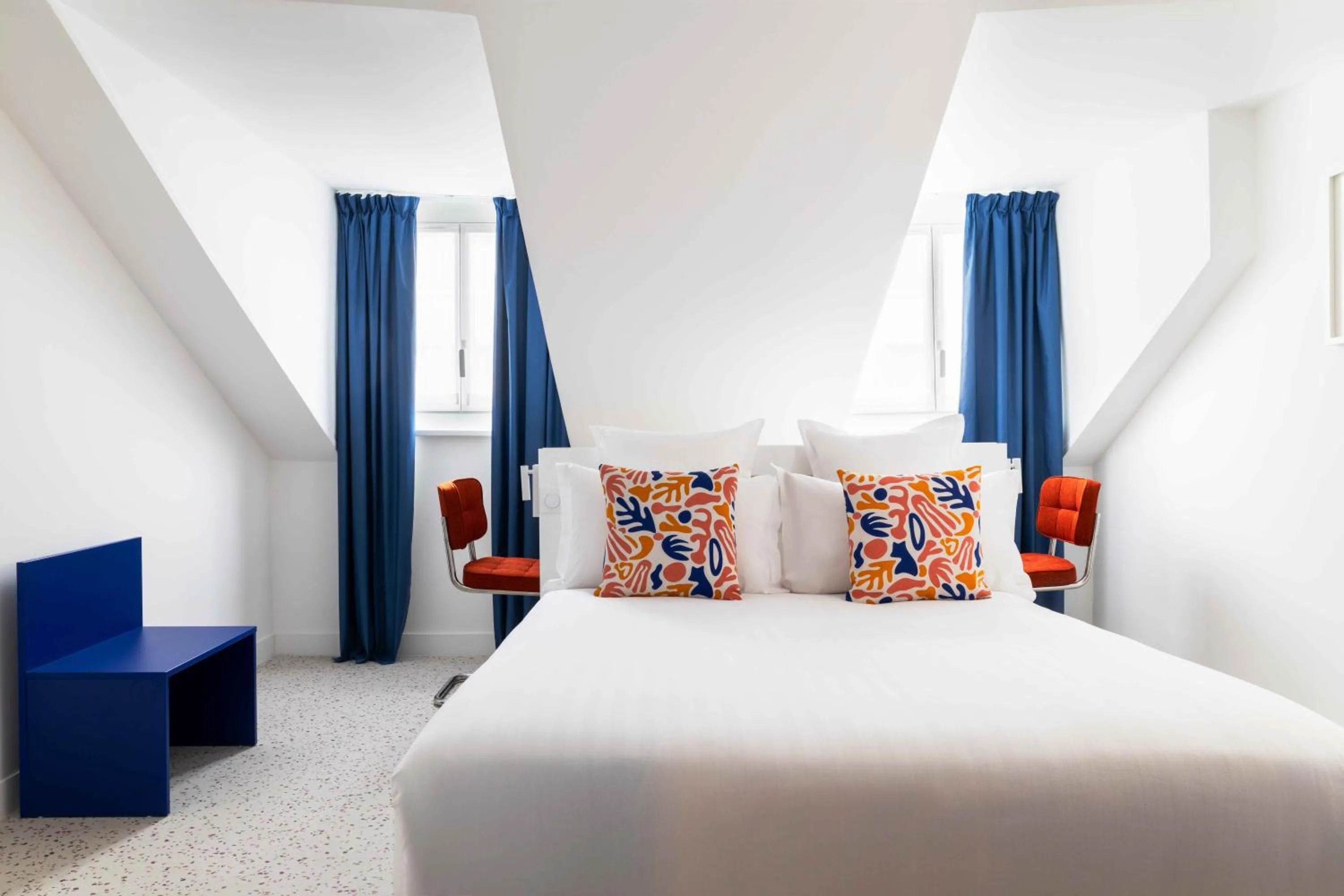 Photo of the whole room, Bed in Seb & Co