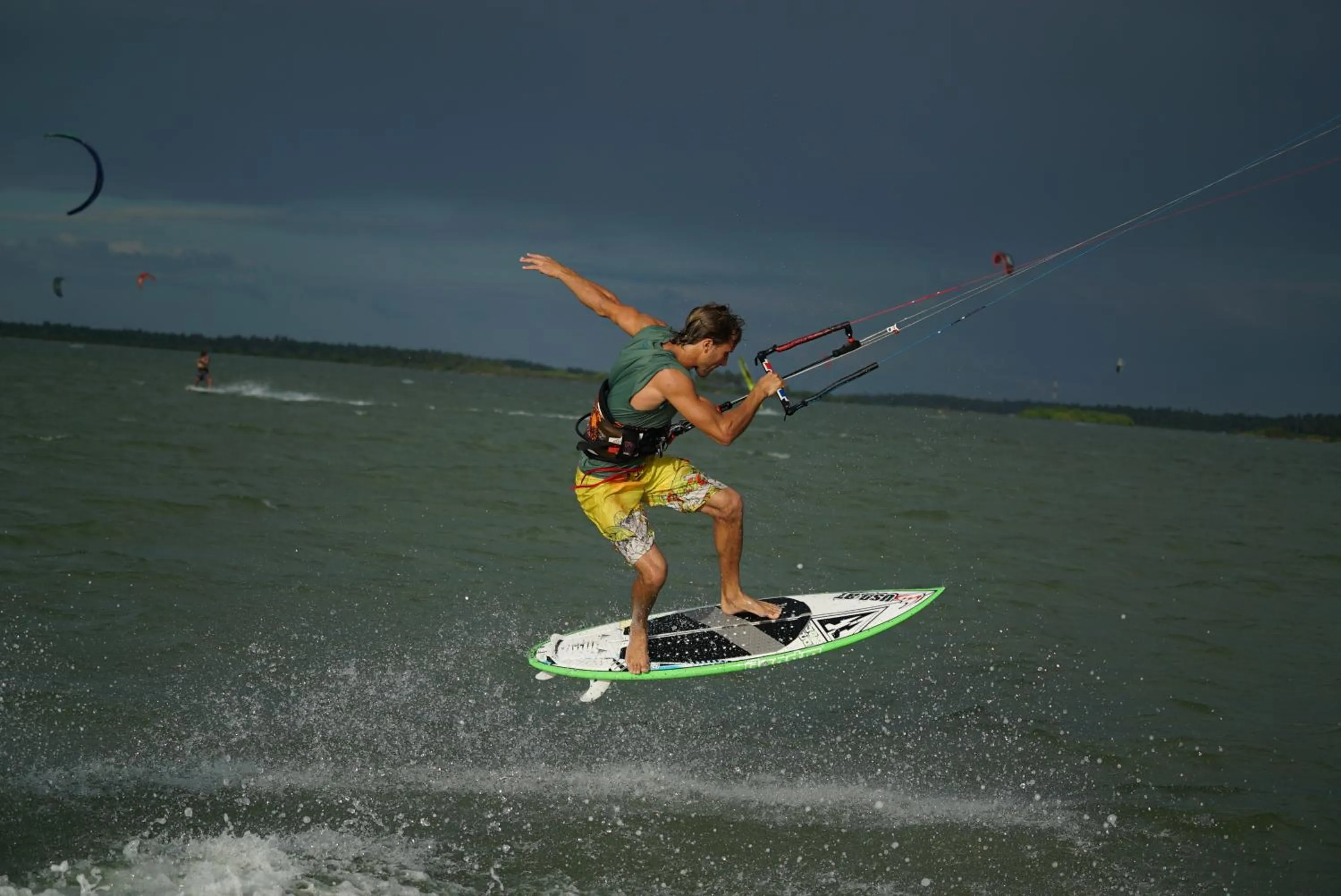 Activities in De Silva Wind Resort Kalpitiya - Kitesurfing School Sri Lanka
