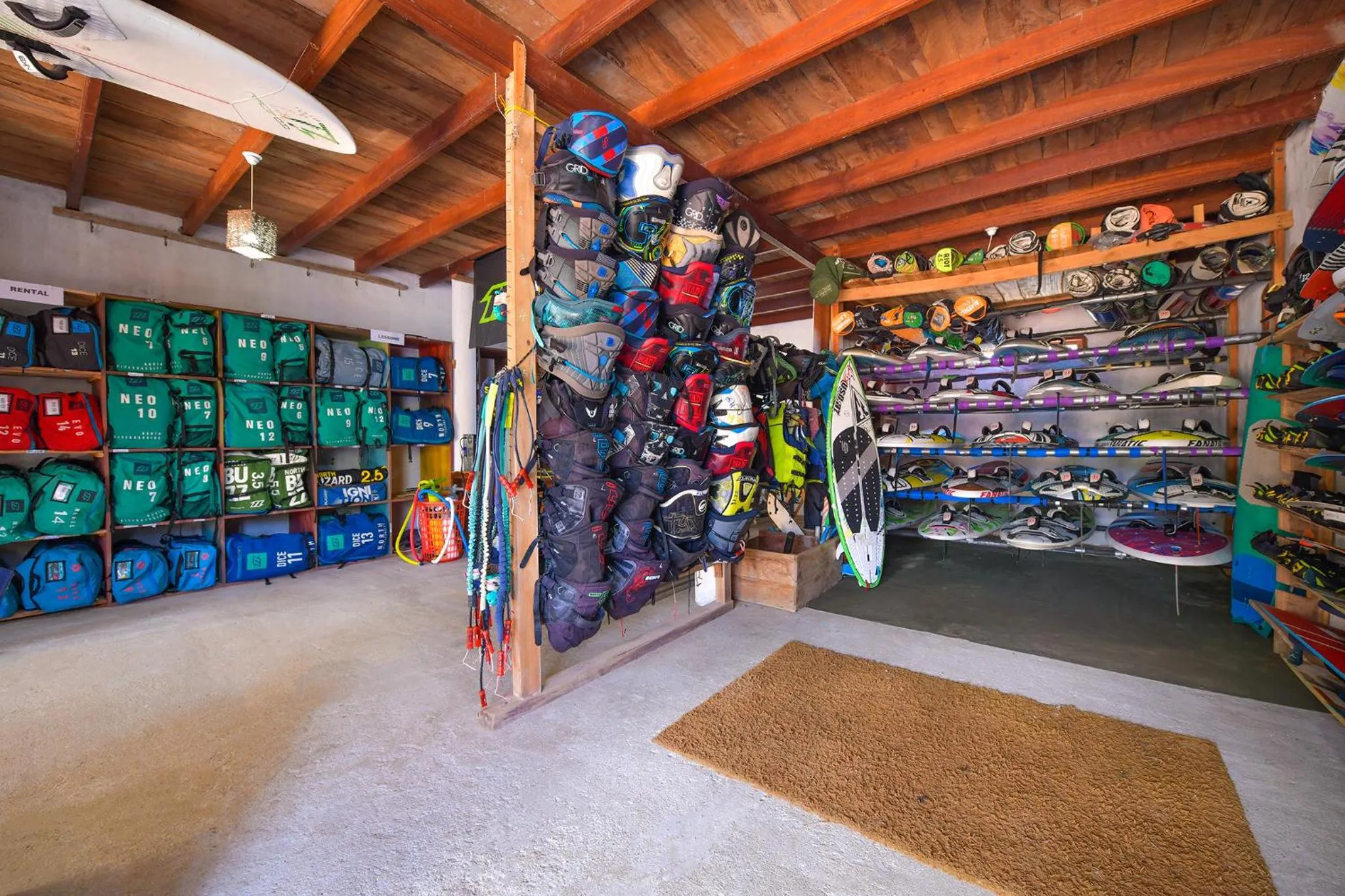 De Silva Wind Resort Kalpitiya - Kitesurfing School Sri Lanka