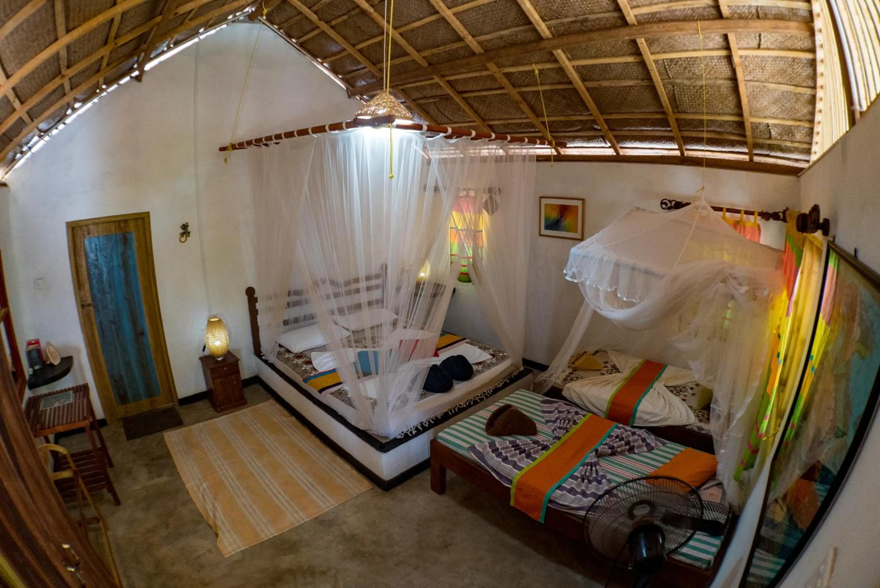 Bed in De Silva Wind Resort Kalpitiya - Kitesurfing School Sri Lanka