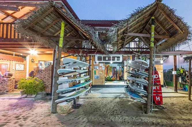 Garden view in De Silva Wind Resort Kalpitiya - Kitesurfing School Sri Lanka