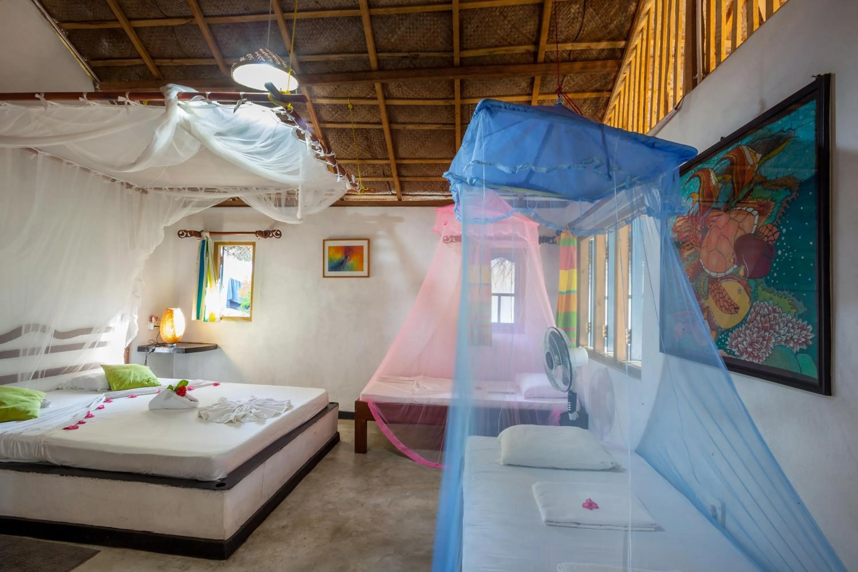 Bed in De Silva Wind Resort Kalpitiya - Kitesurfing School Sri Lanka